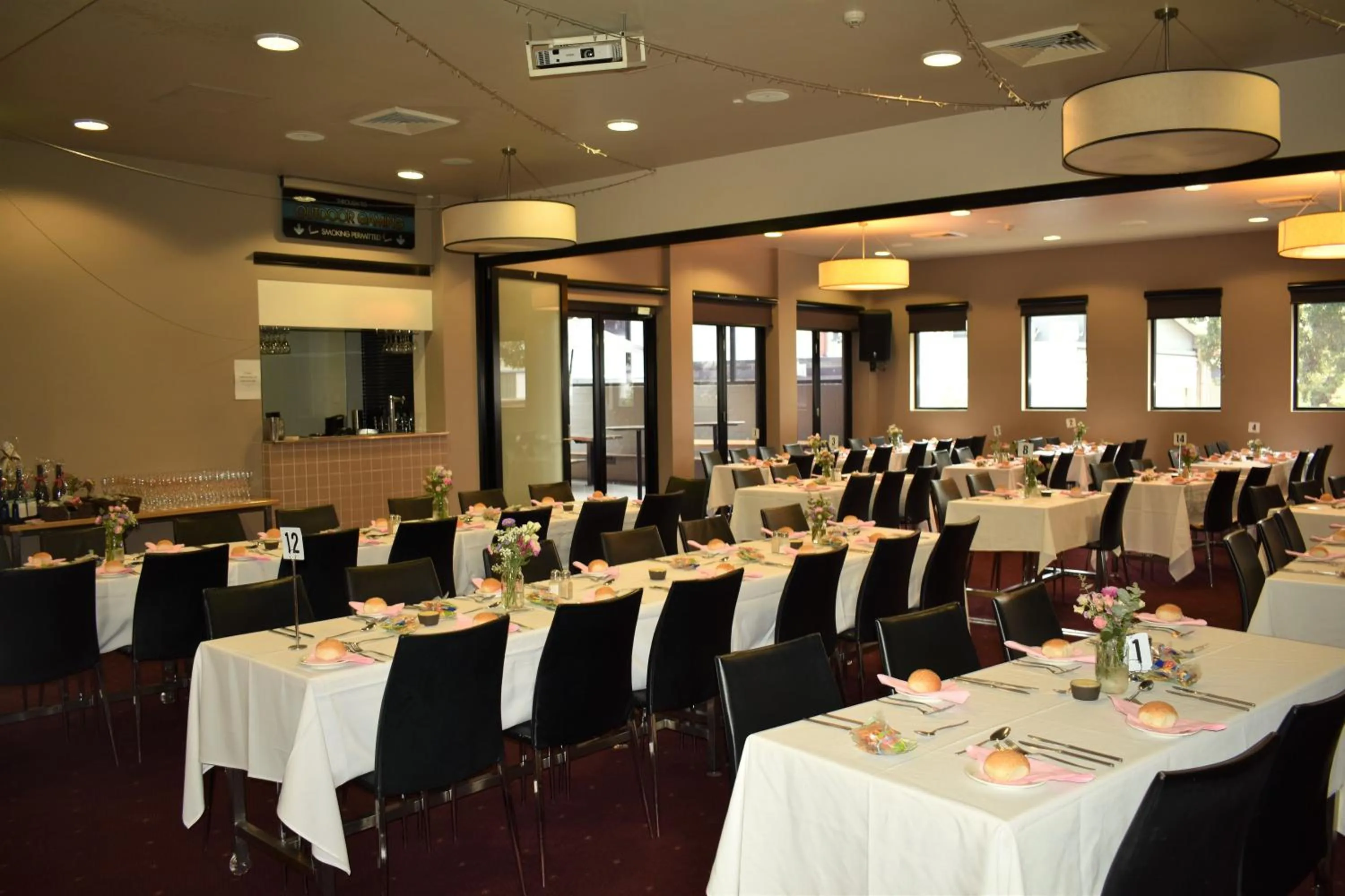 Banquet/Function facilities in Best Western Blackbutt Inn