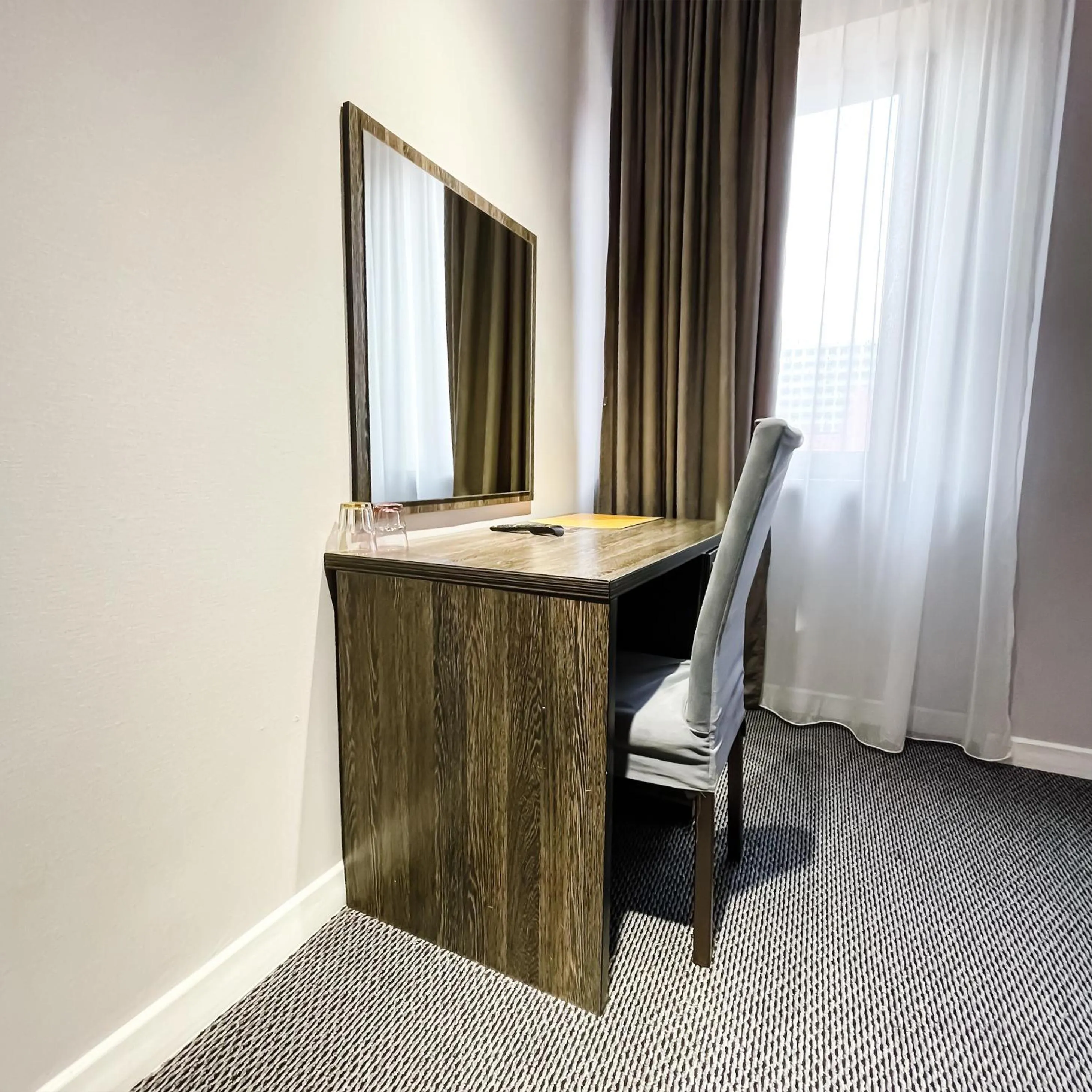 hair dresser in Golden Palace Hotel