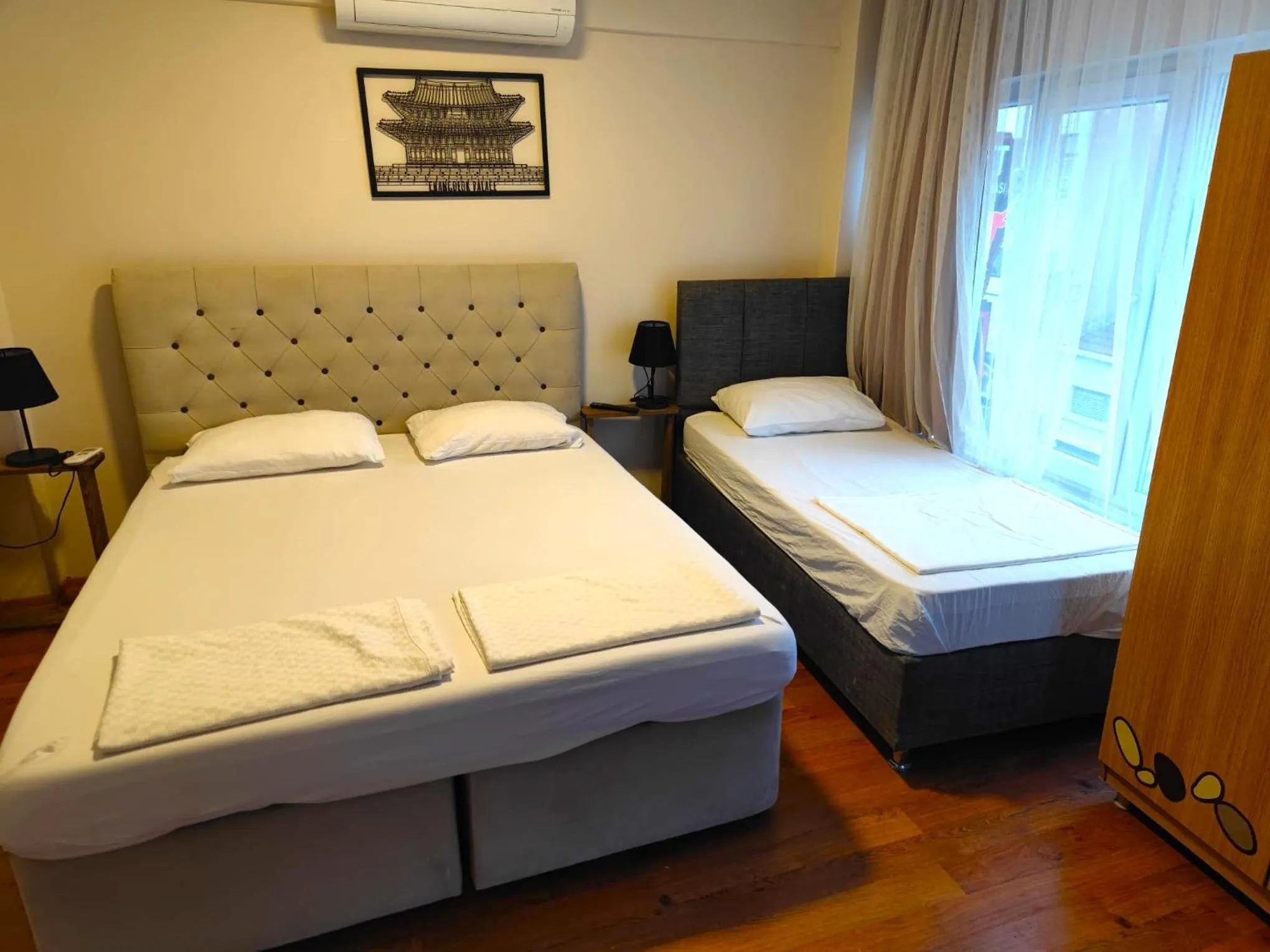 Double Room in Meydan Pansiyon Uskudar