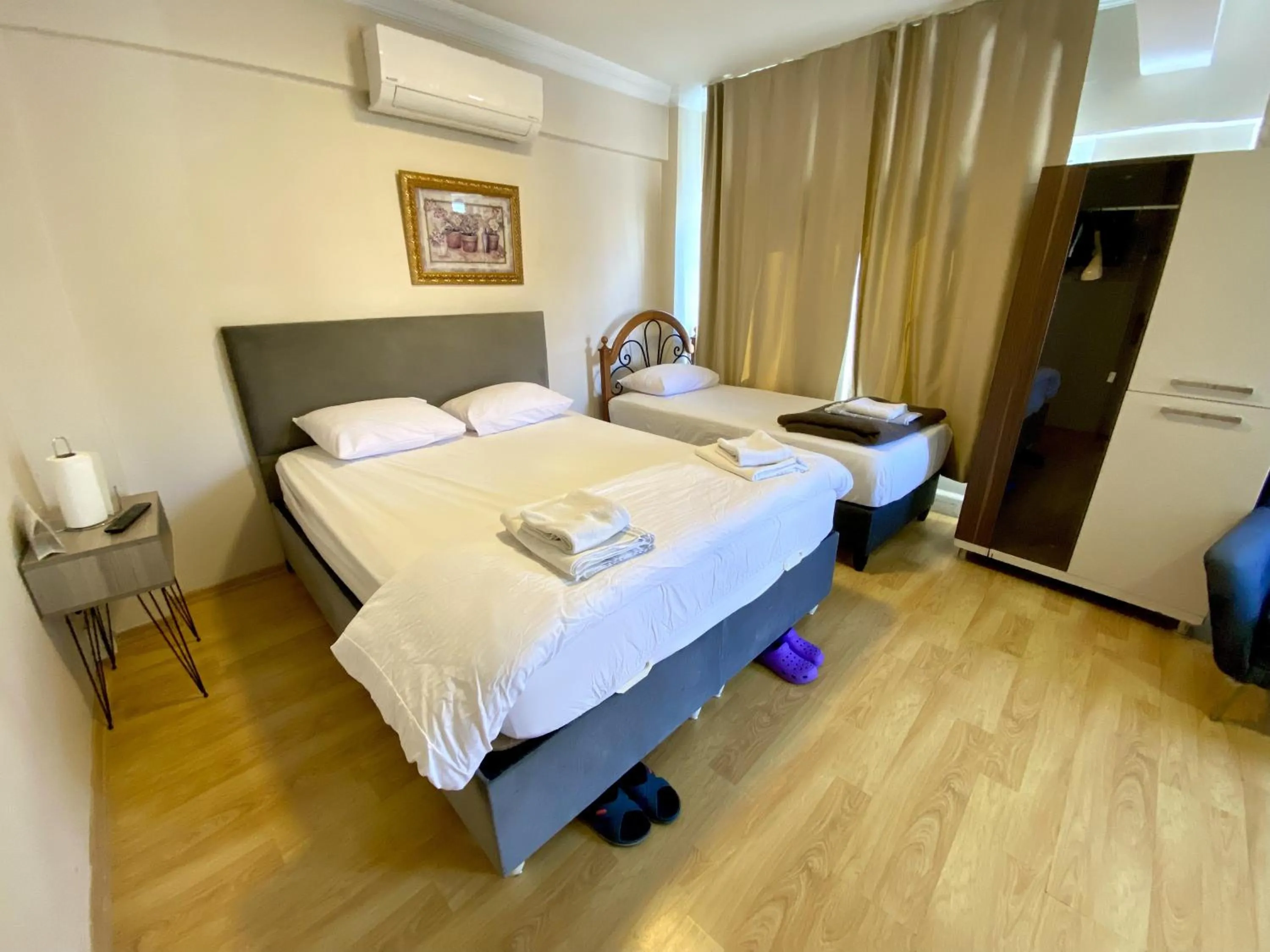 Bed in Meydan Pansiyon Uskudar