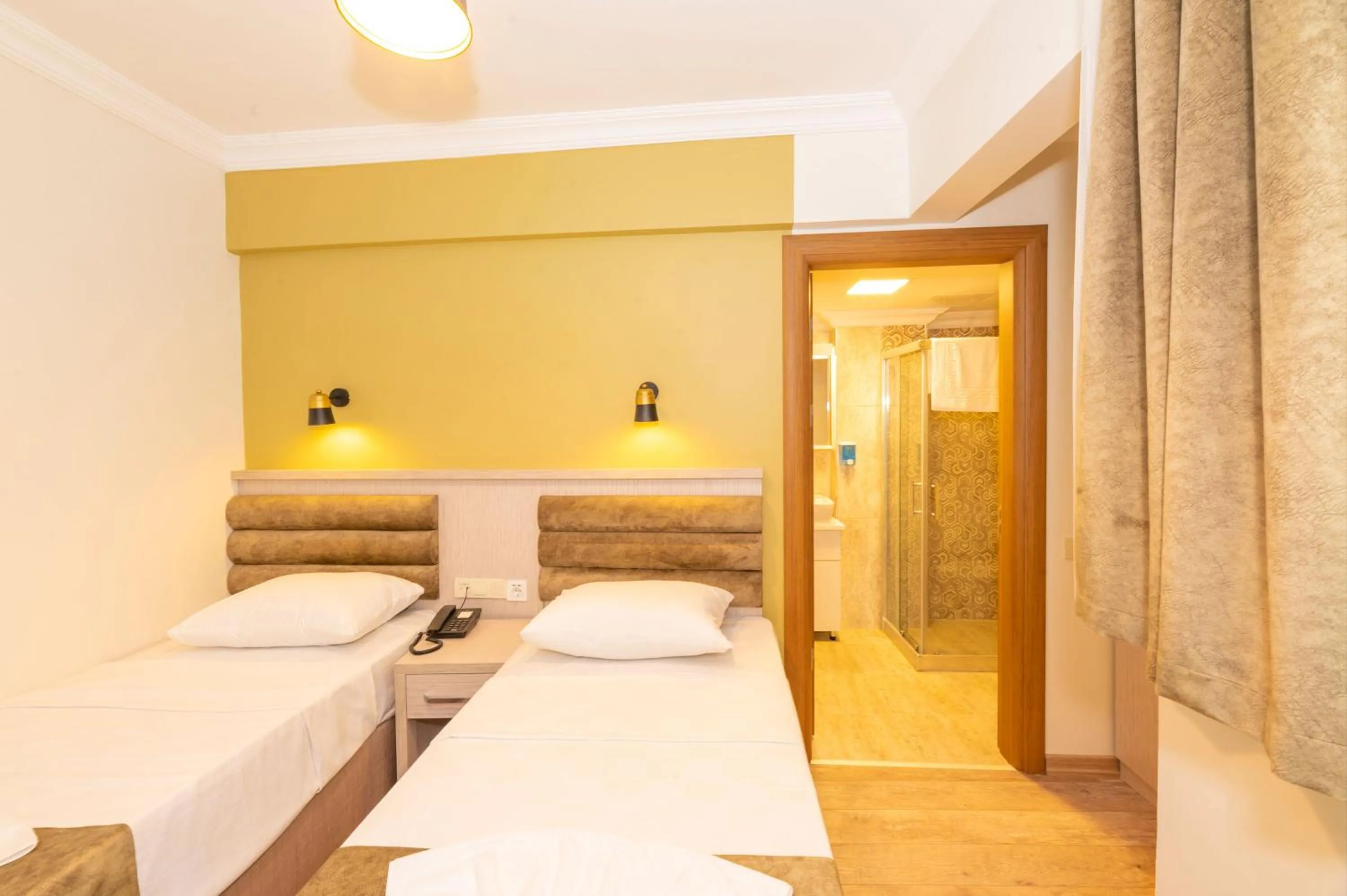 Photo of the whole room, Bed in Bazaar Hotels Old City