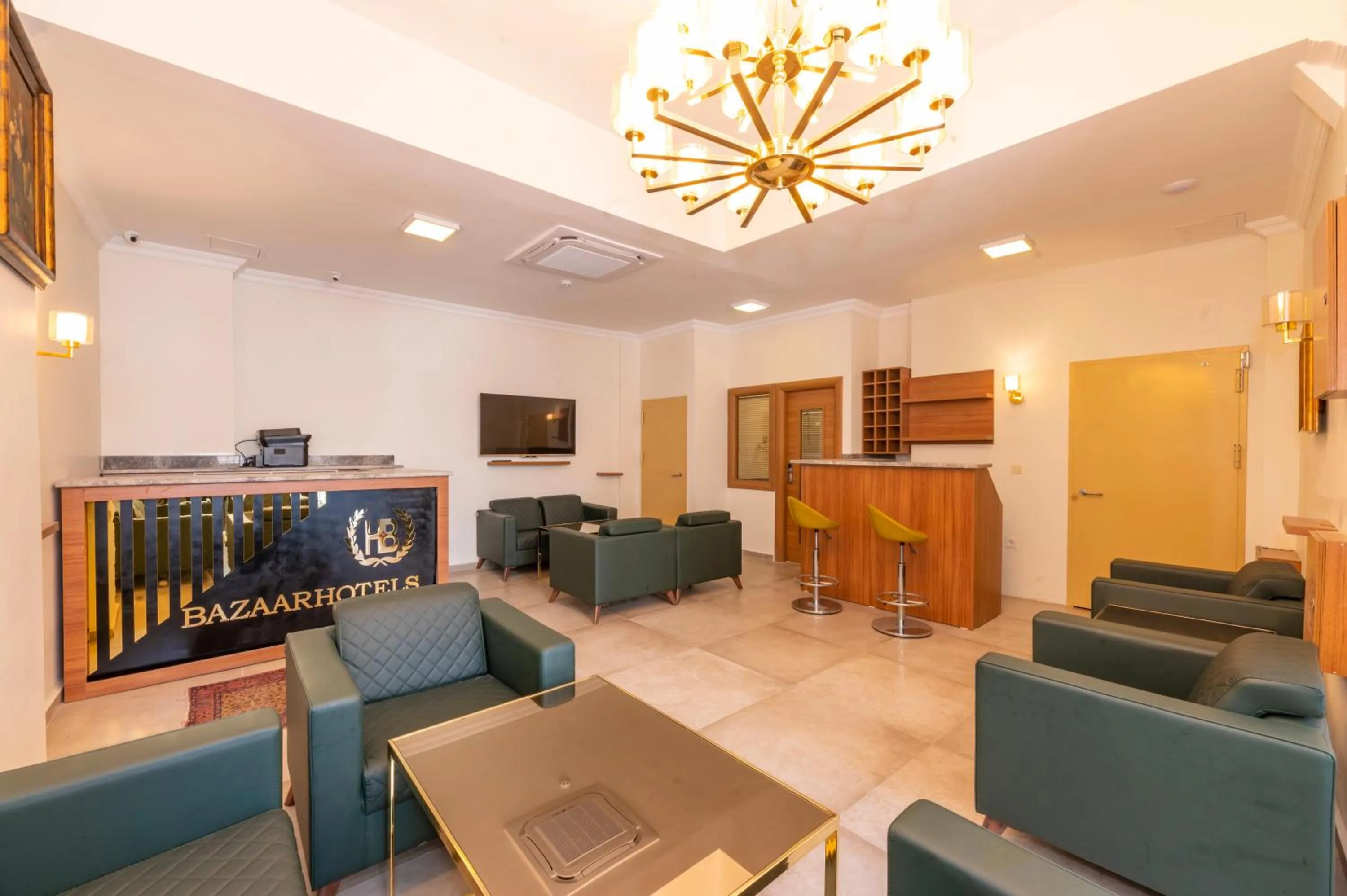 Communal lounge/ TV room in Bazaar Hotels Old City