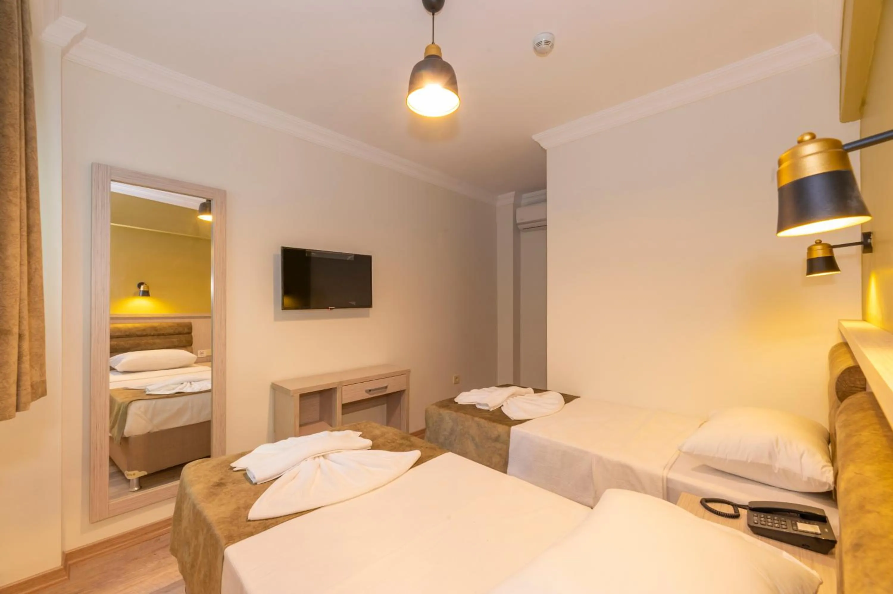 Photo of the whole room, Bed in Bazaar Hotels Old City