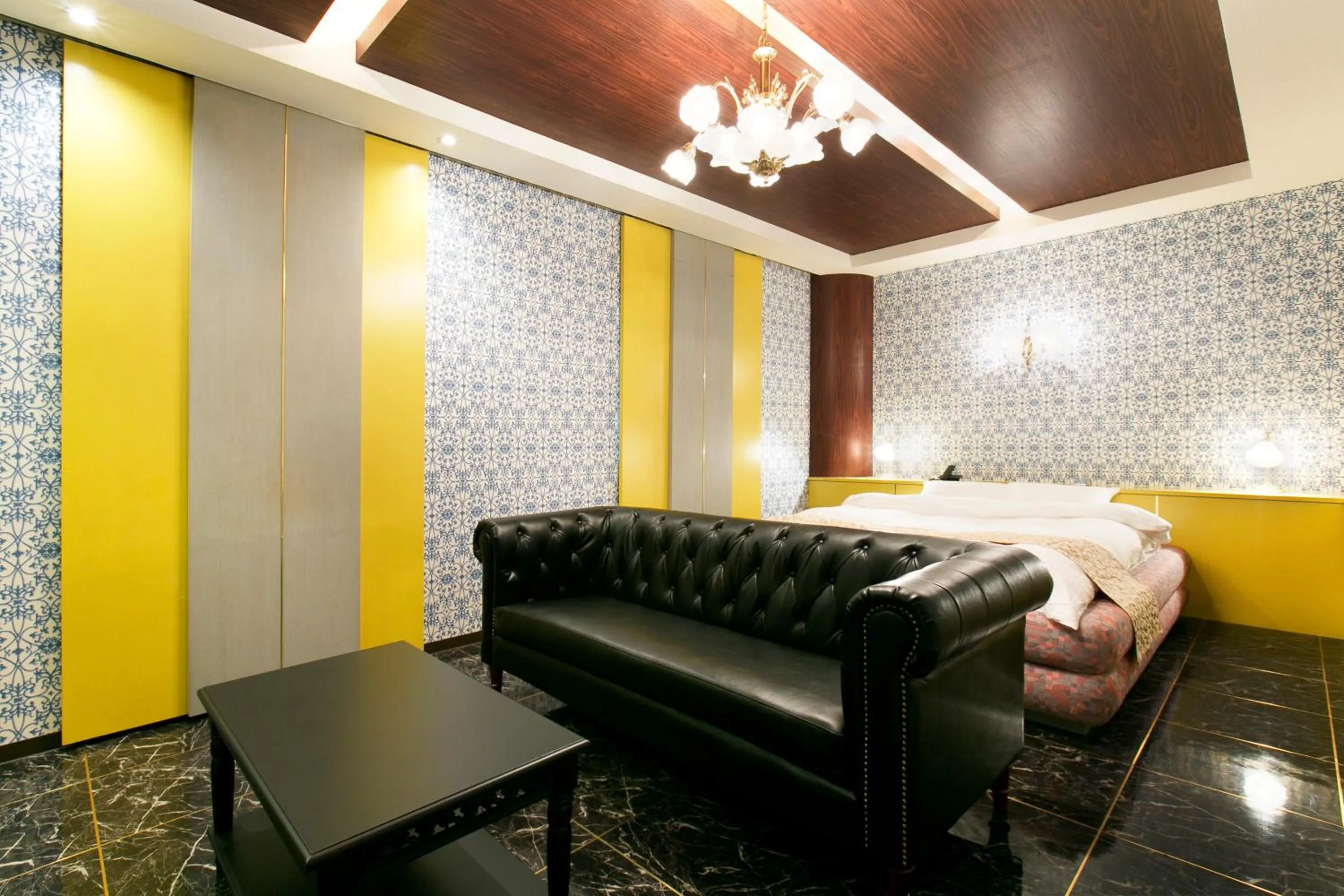 Photo of the whole room, Bed in Hotel Luna (Adult Only)