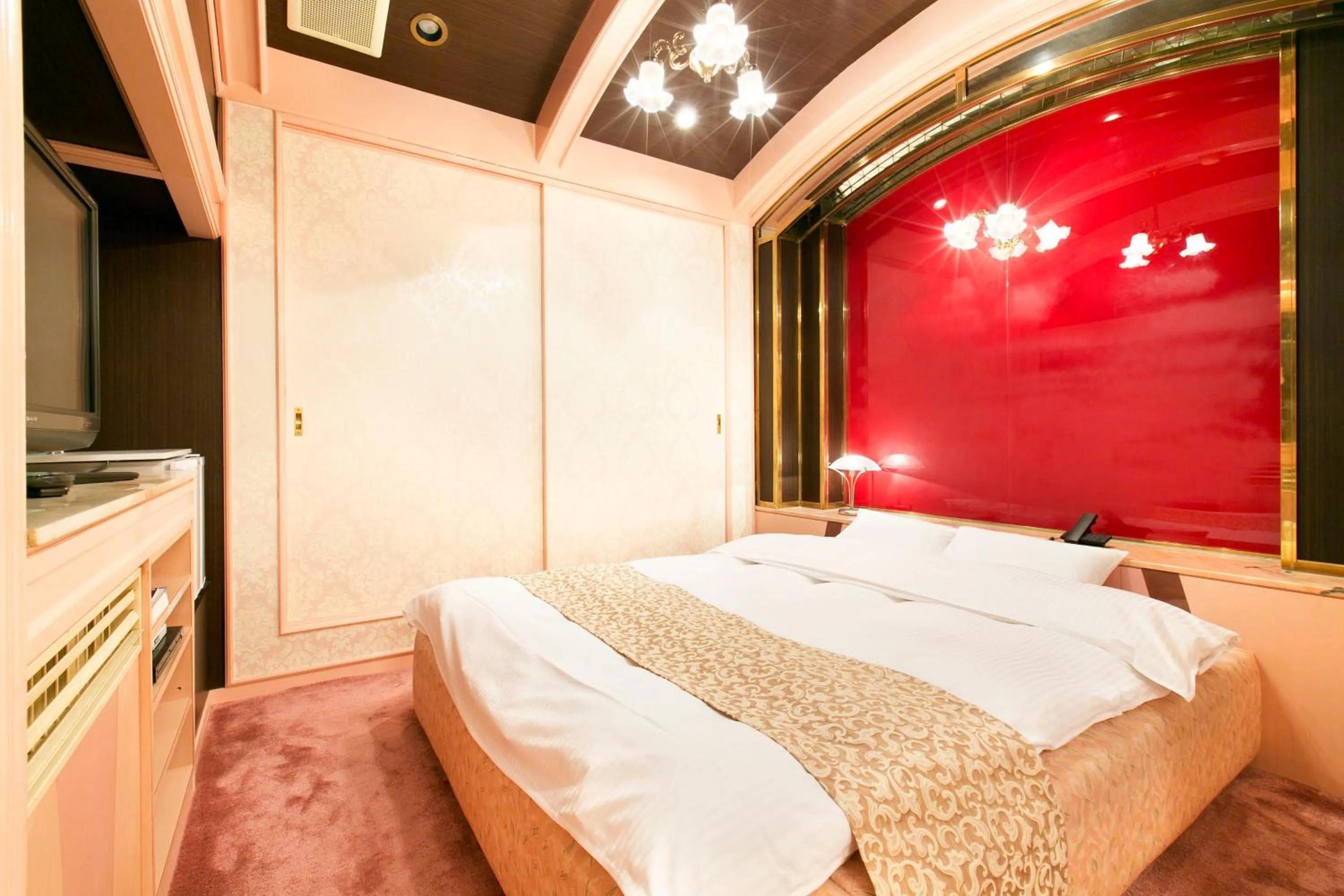 Photo of the whole room, Bed in Hotel Luna (Adult Only)