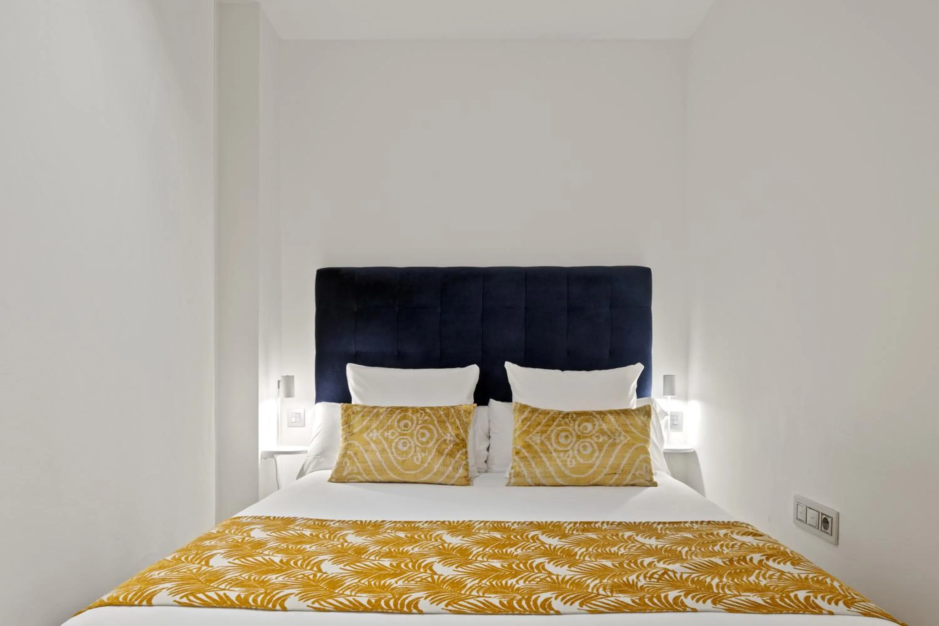 Bedroom, Bed in Easo Suite 7 by FeelFree Rentals
