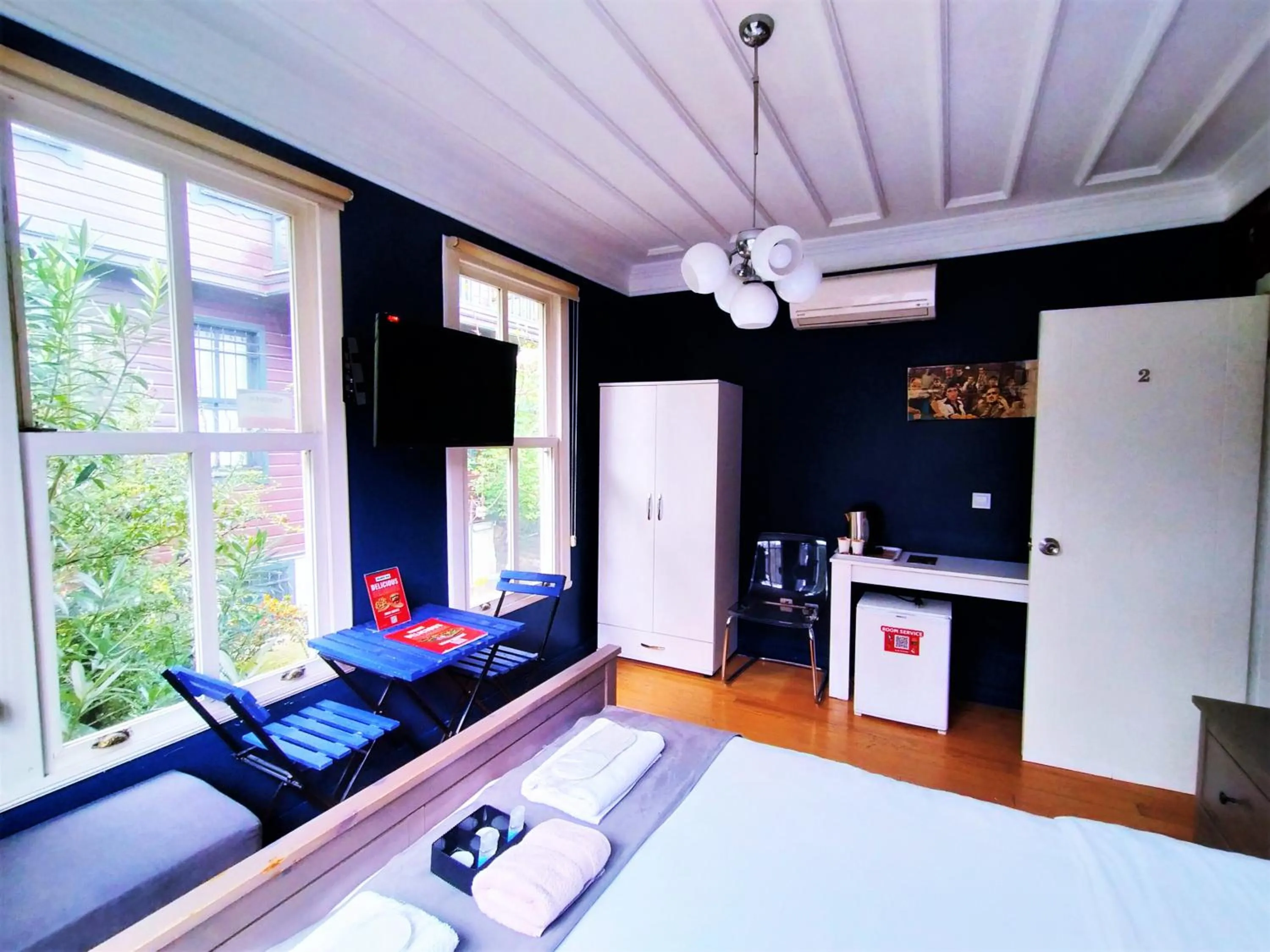 Photo of the whole room in Dreamers V&V Hotel Cihangir