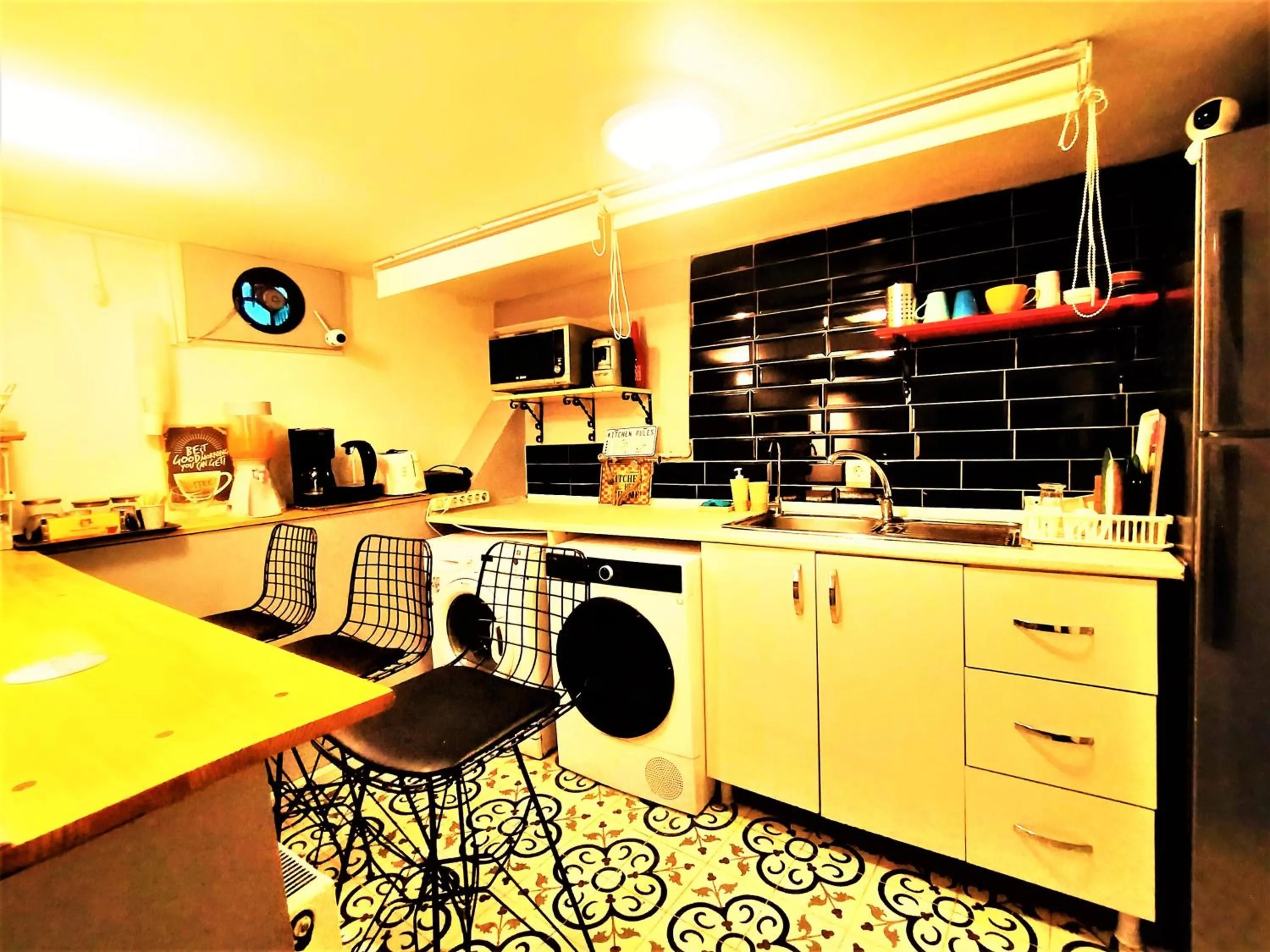 Restaurant/places to eat in Dreamers V&V Hotel Cihangir