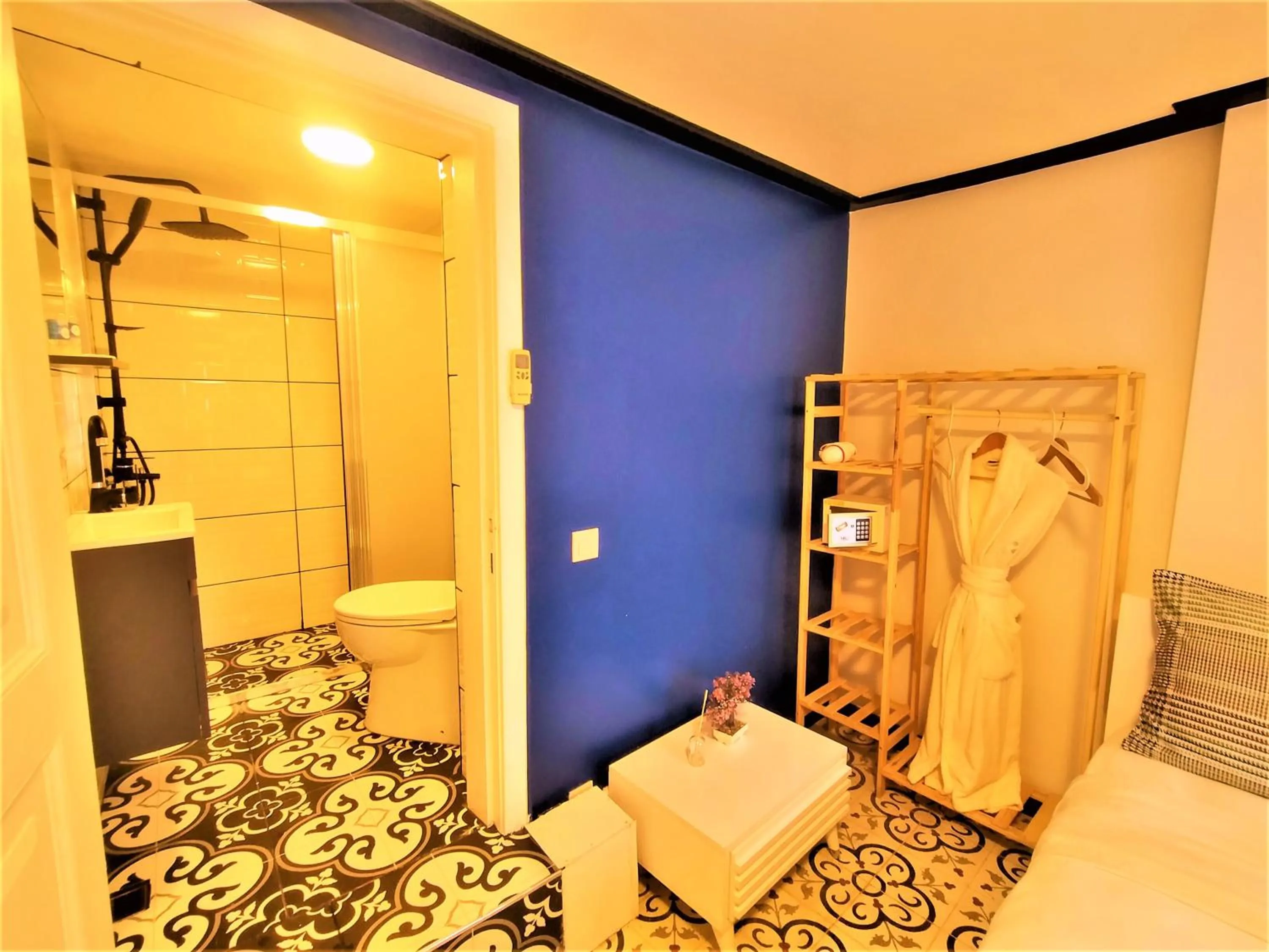 Photo of the whole room in Dreamers V&V Hotel Cihangir