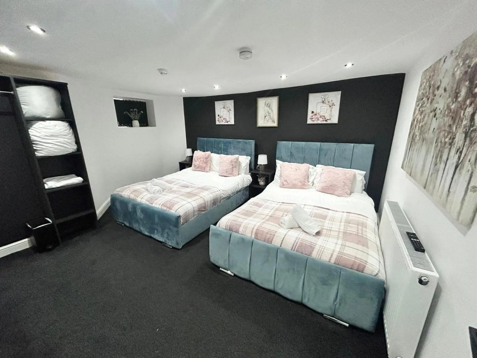 Bedroom, Bed in Wellington Suites by Sasco Apartments