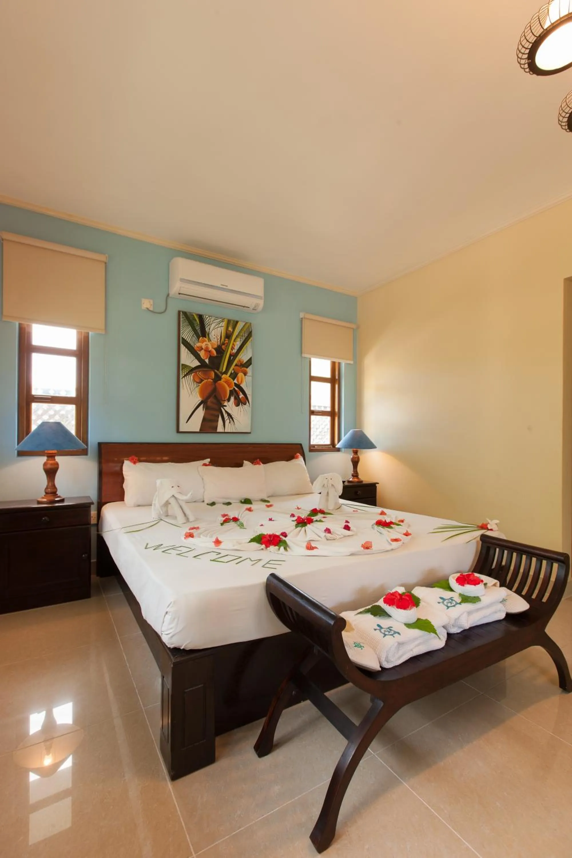 Bedroom, Bed in Le Relax Self Catering Apartment