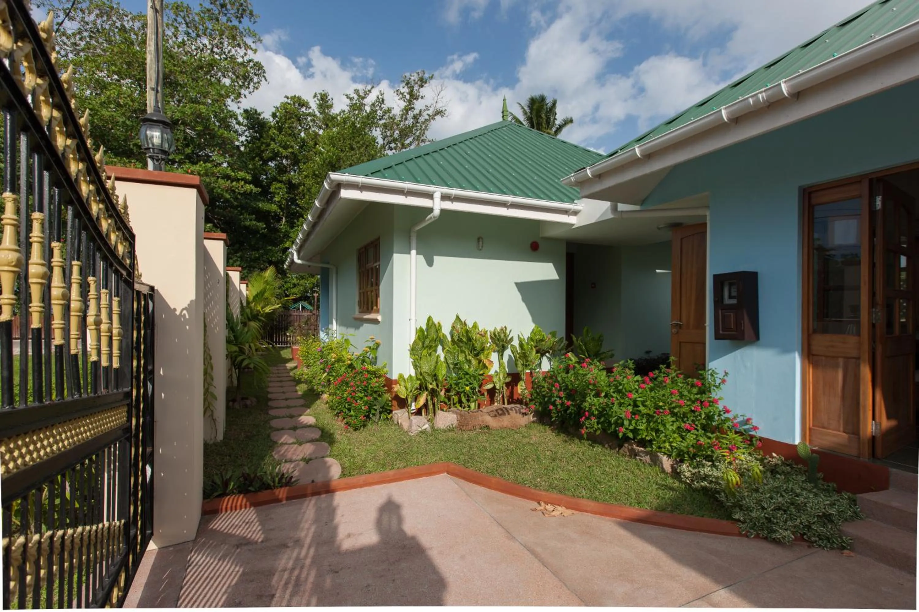 Area and facilities in Le Relax Self Catering Apartment