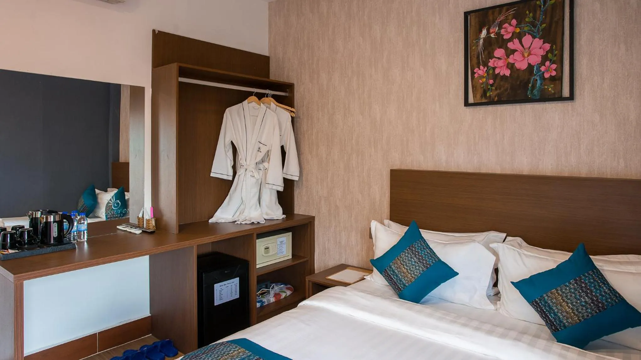 Bedroom, Bed in Orussey One Boutique