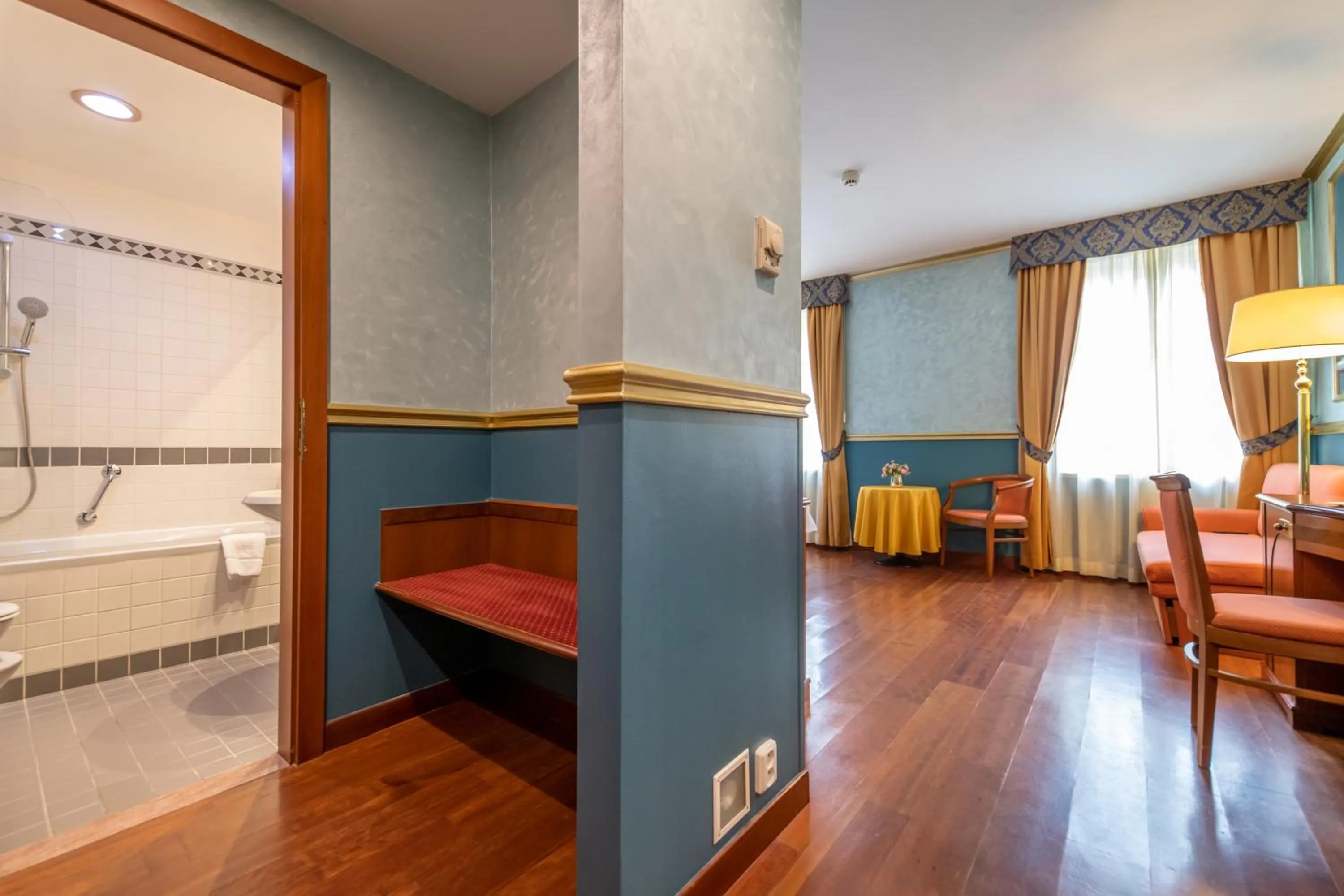 Photo of the whole room, Bed in Hotel Kinsky Fountain