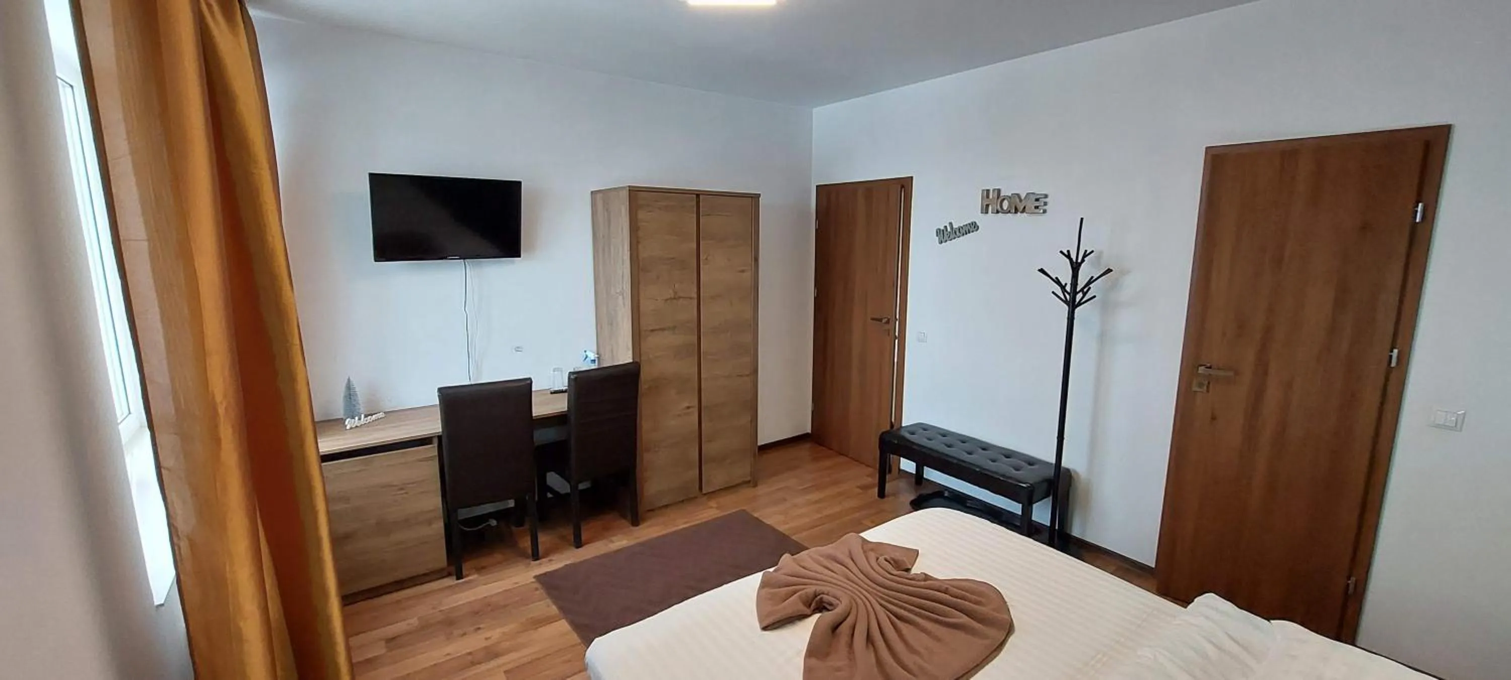 Bed in Pensiunea Riunione