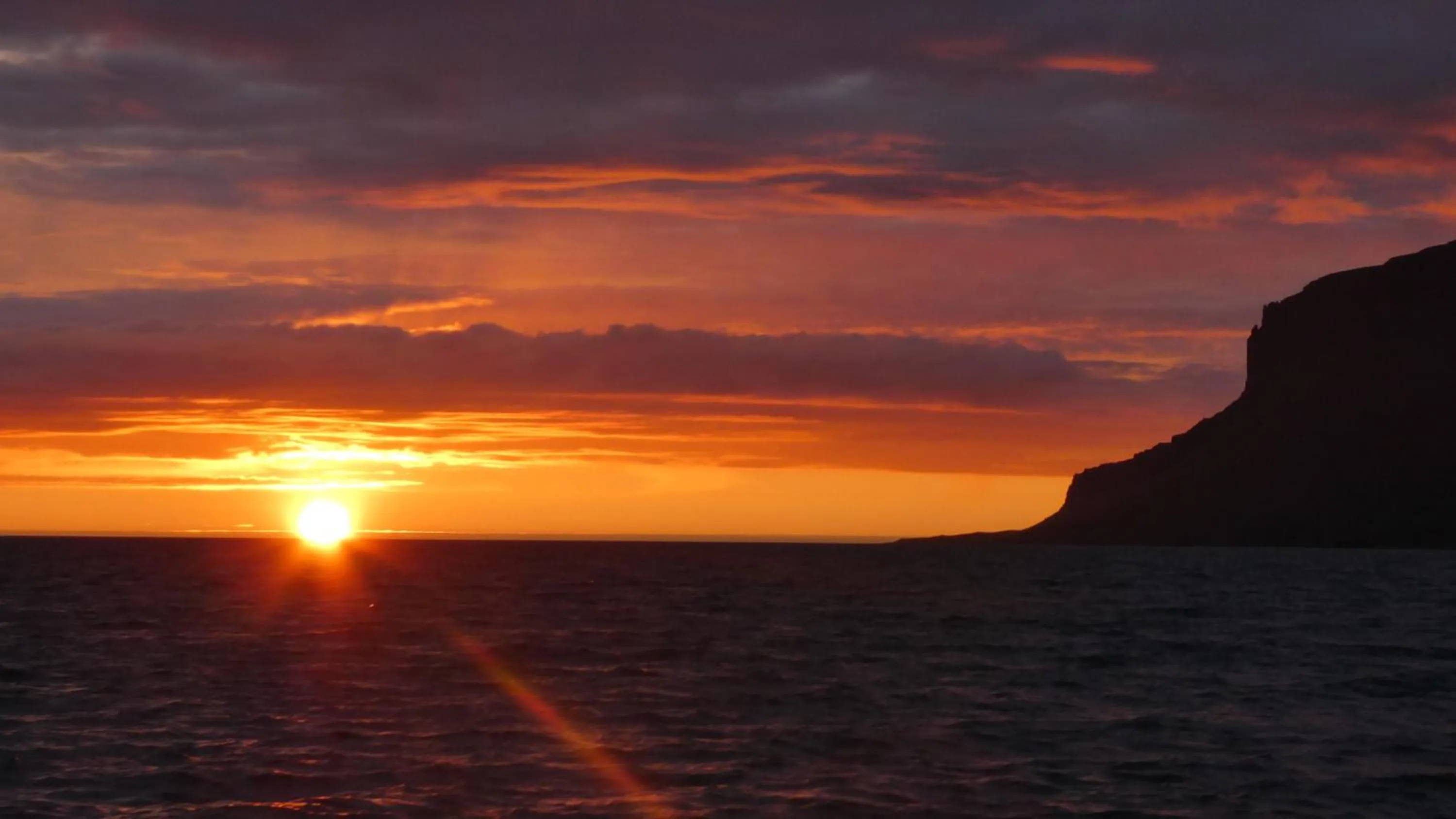 Natural landscape in Harbour Inn - Guesthouse