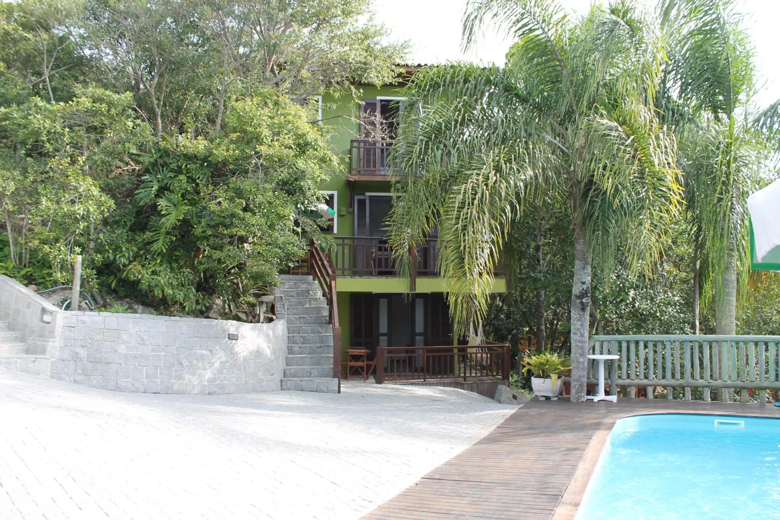 Swimming pool in Dubai Bungalows Bombinhas