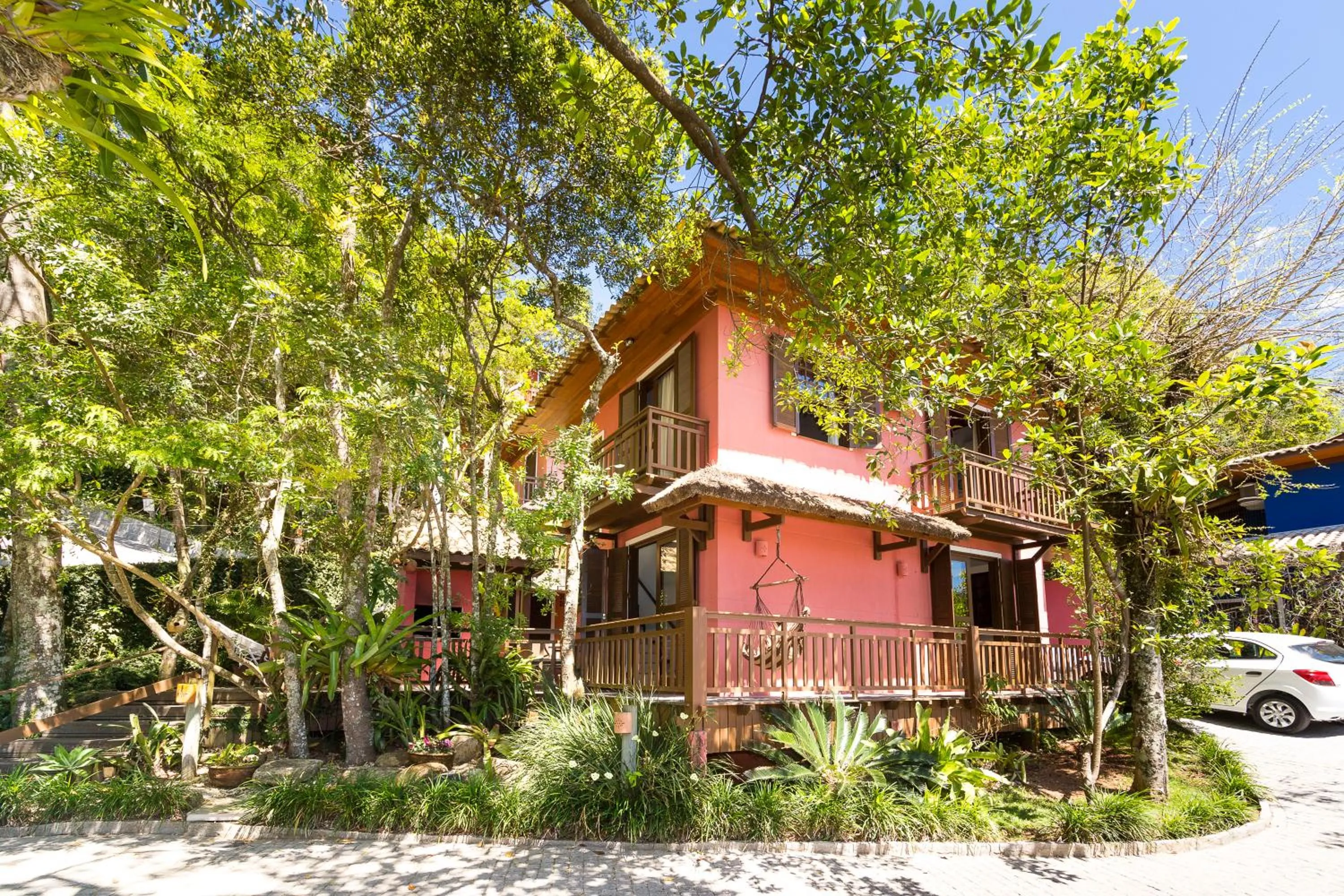 Facade/entrance in Dubai Bungalows Bombinhas