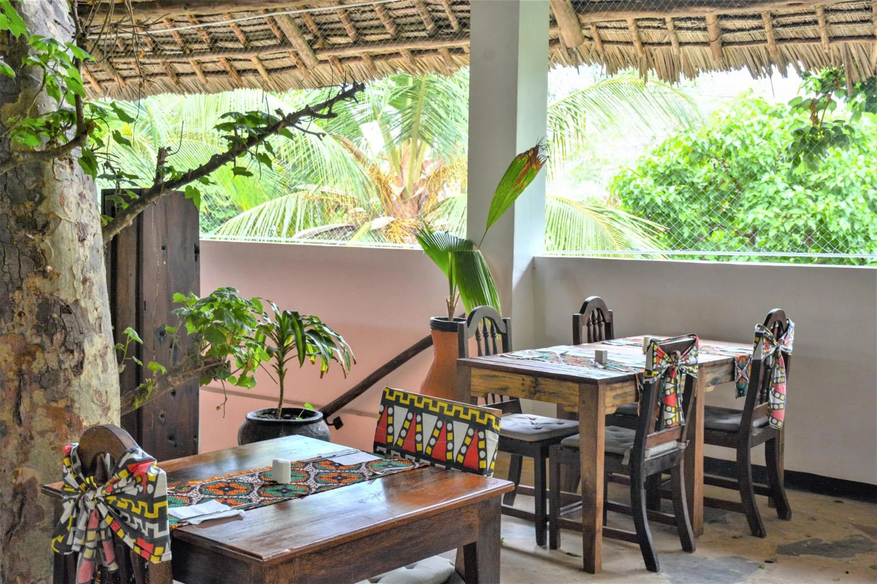 Restaurant/places to eat in Reef & Beach Resort - Spa Jambiani