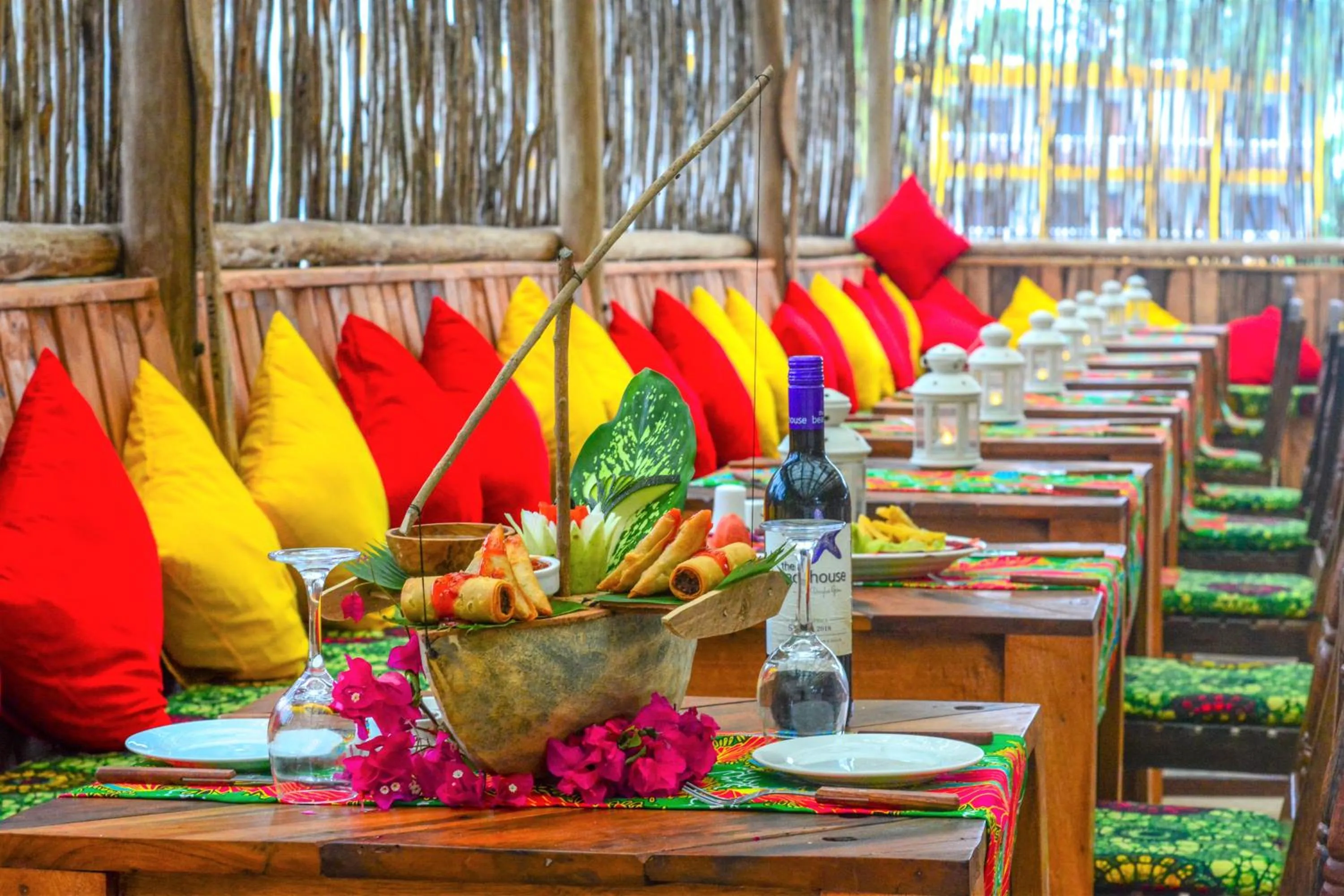 Restaurant/places to eat in Reef & Beach Resort - Spa Jambiani