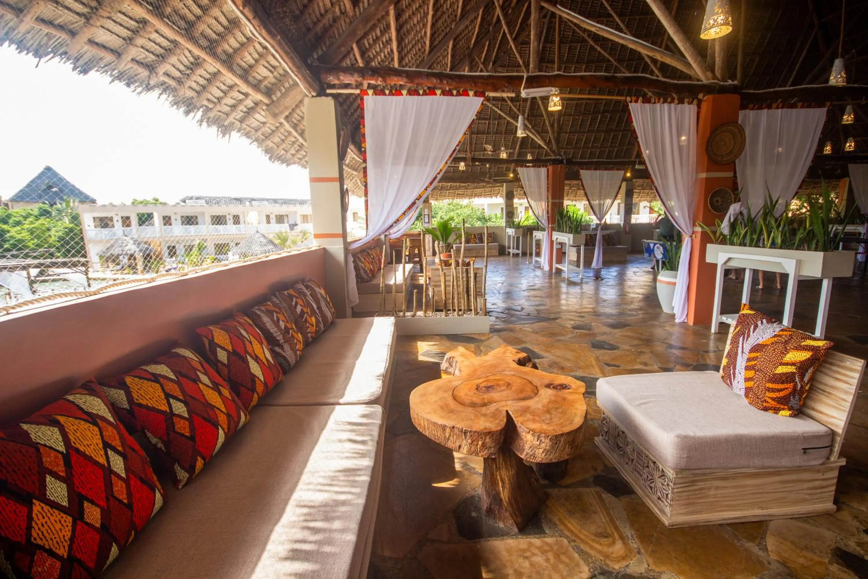 Lounge or bar in Reef & Beach Resort - Spa Jambiani