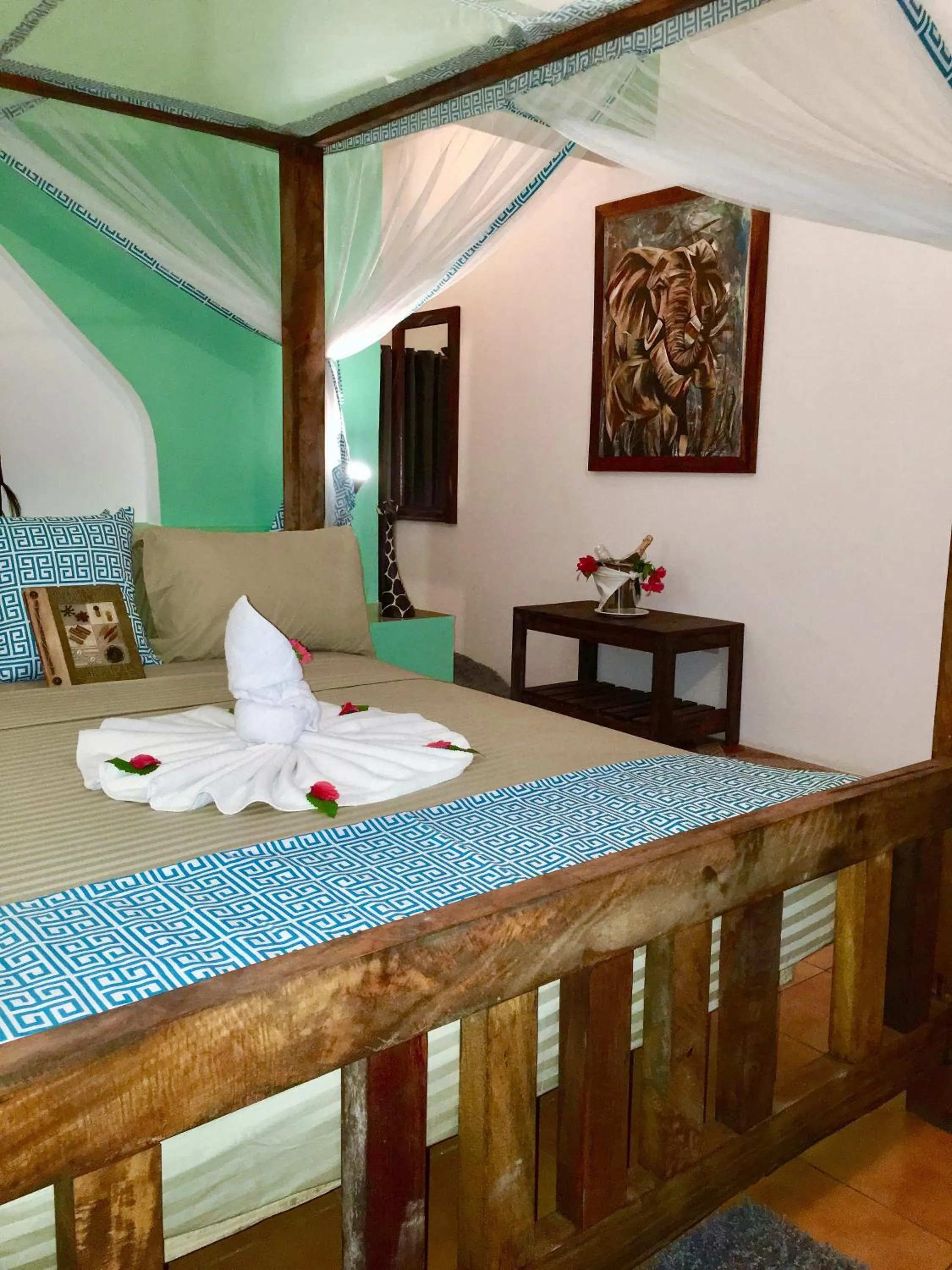 Bed in Reef & Beach Resort - Spa Jambiani