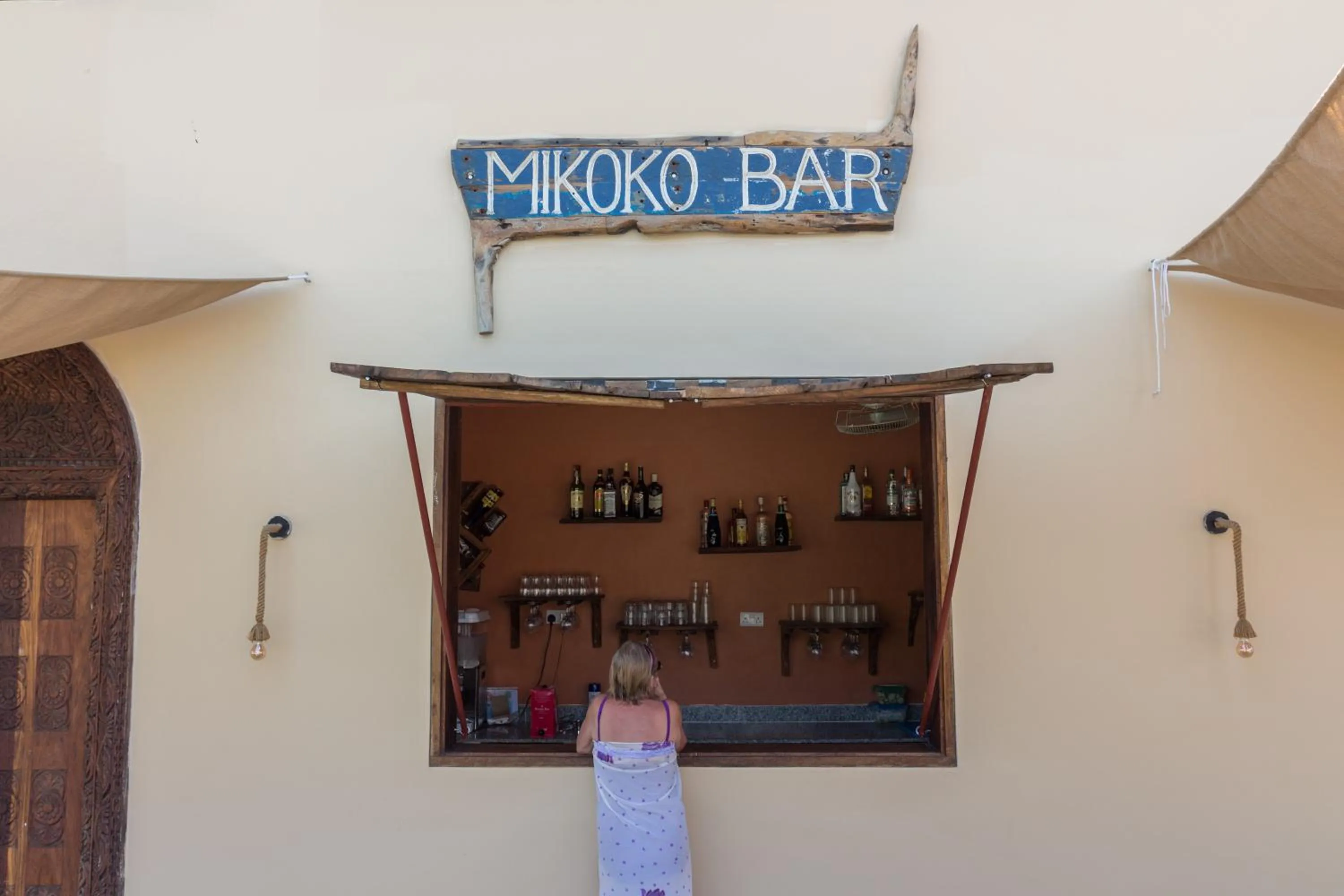 Lounge or bar in Reef & Beach Resort - Spa Jambiani