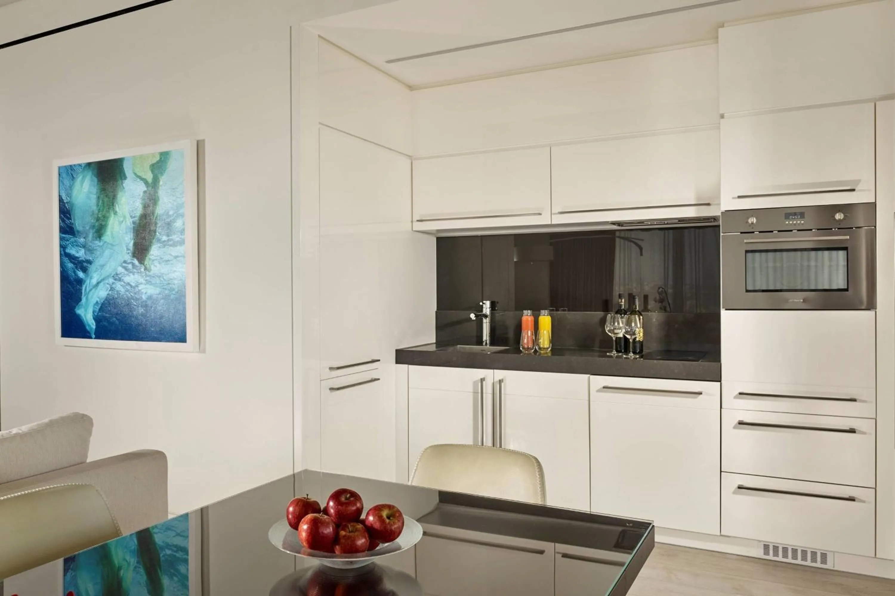 Bedroom in The Ritz-Carlton, Herzliya