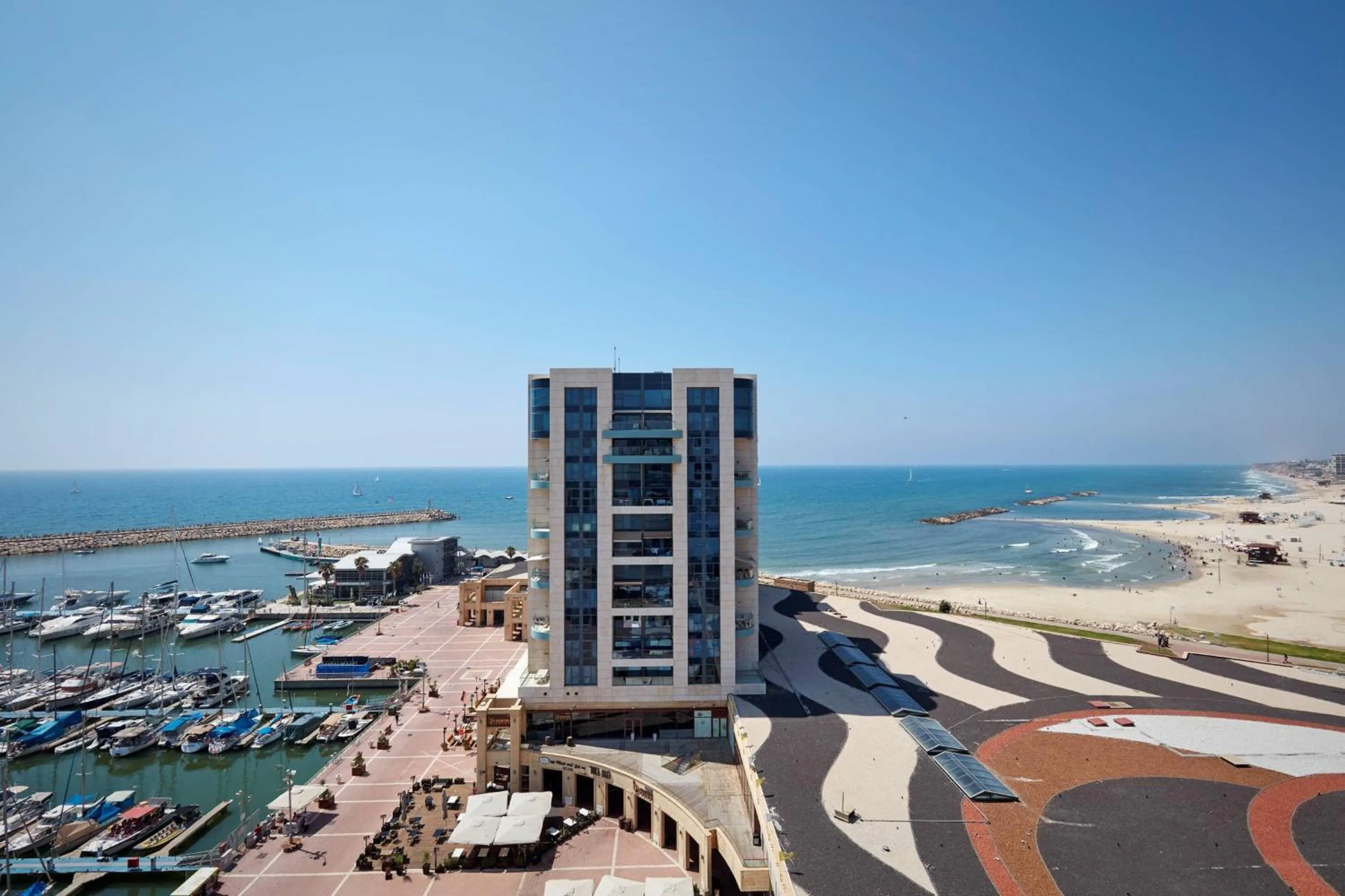 Bedroom in The Ritz-Carlton, Herzliya
