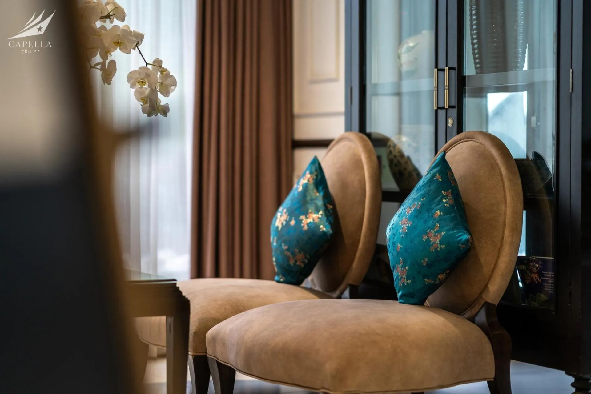 Seating area in Halong Capella Cruise - Member of Lyra cruise collection