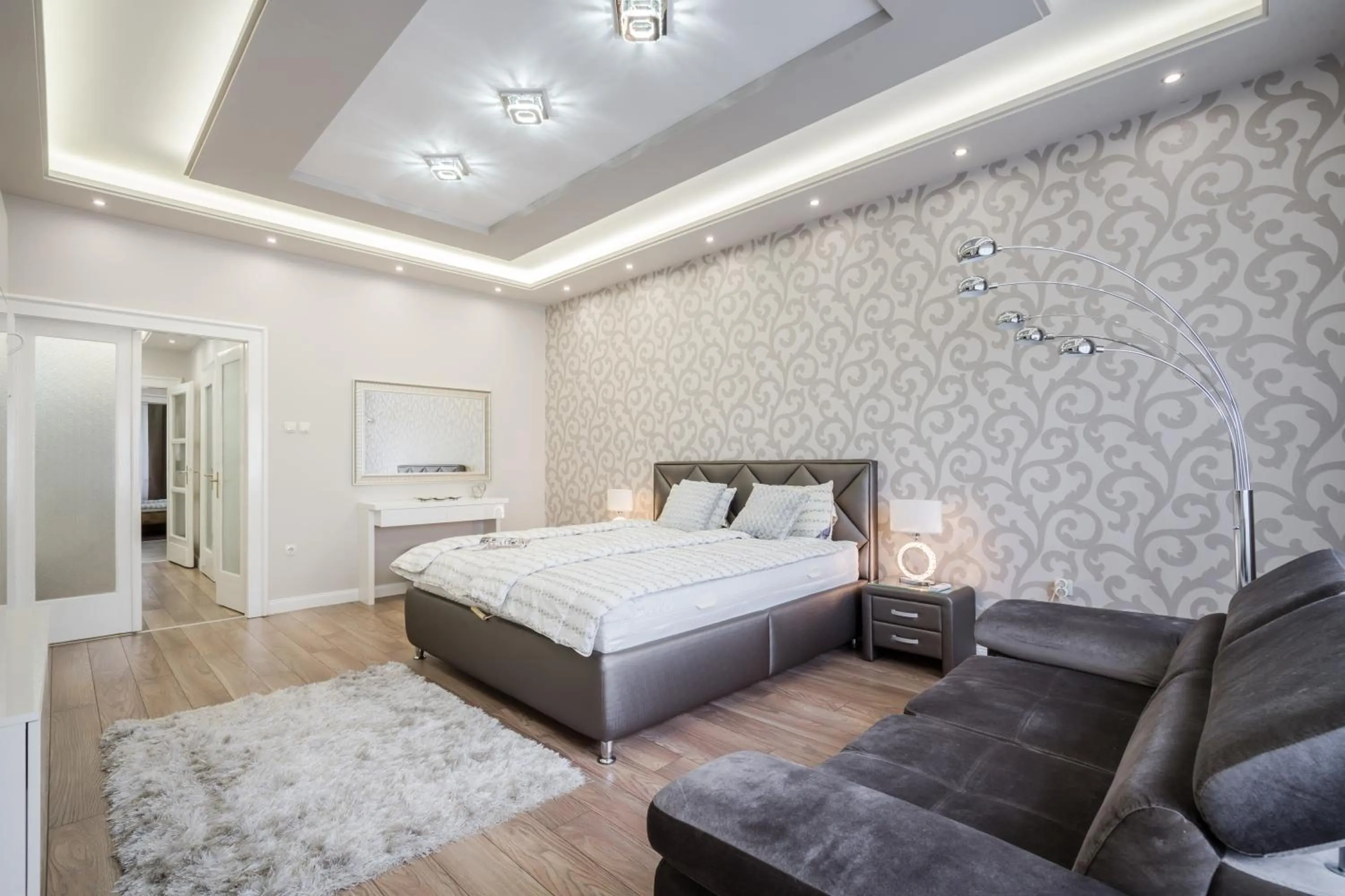 BpR Ethereal Panoramic Suite with A/C & balcony