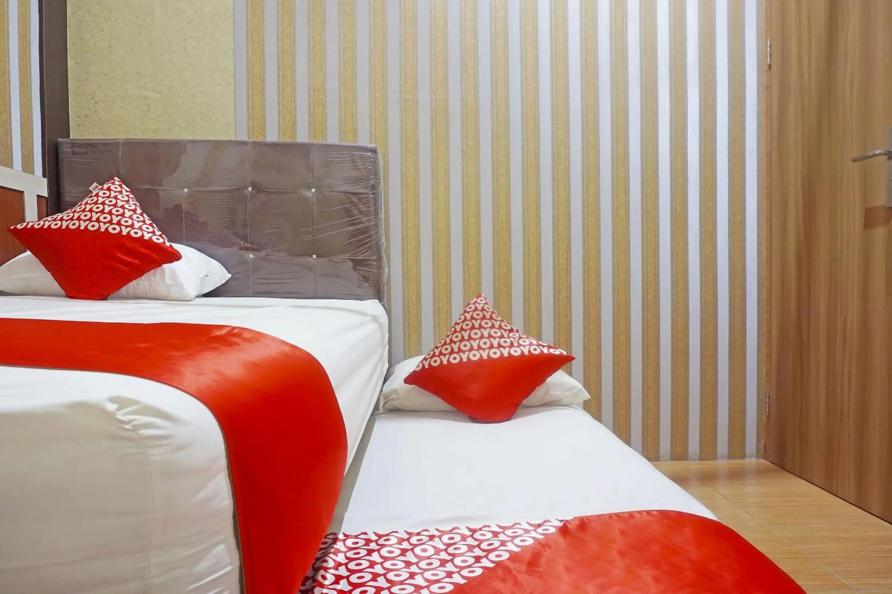 Bedroom, Bed in Hotel O Sari Jeneponto