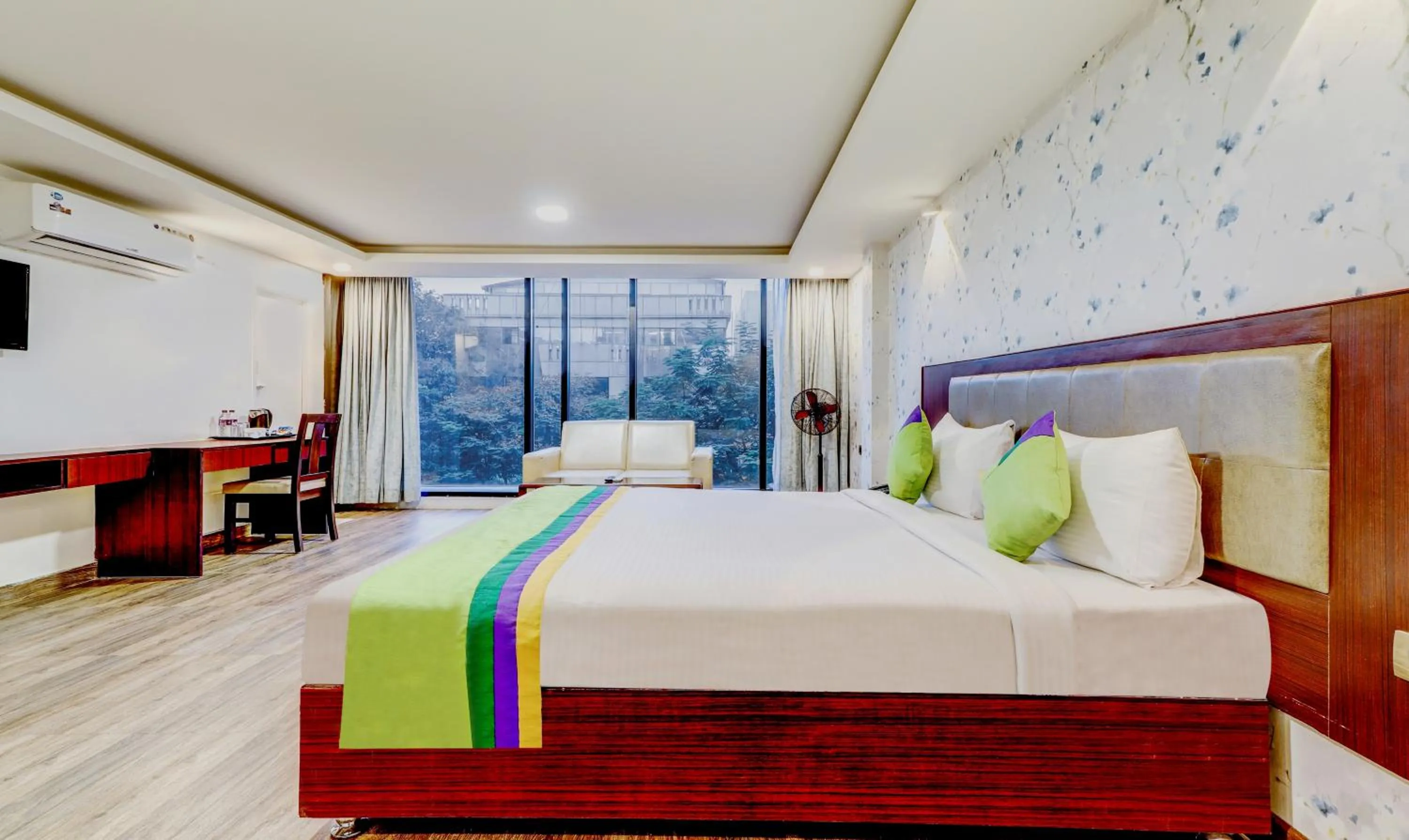 Photo of the whole room in Treebo Paul's Inn