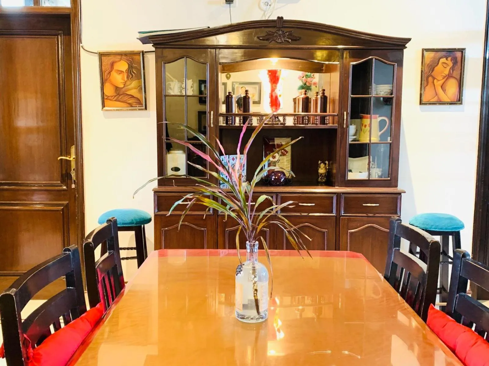 Dining area in Vandana's Bed and breakfast