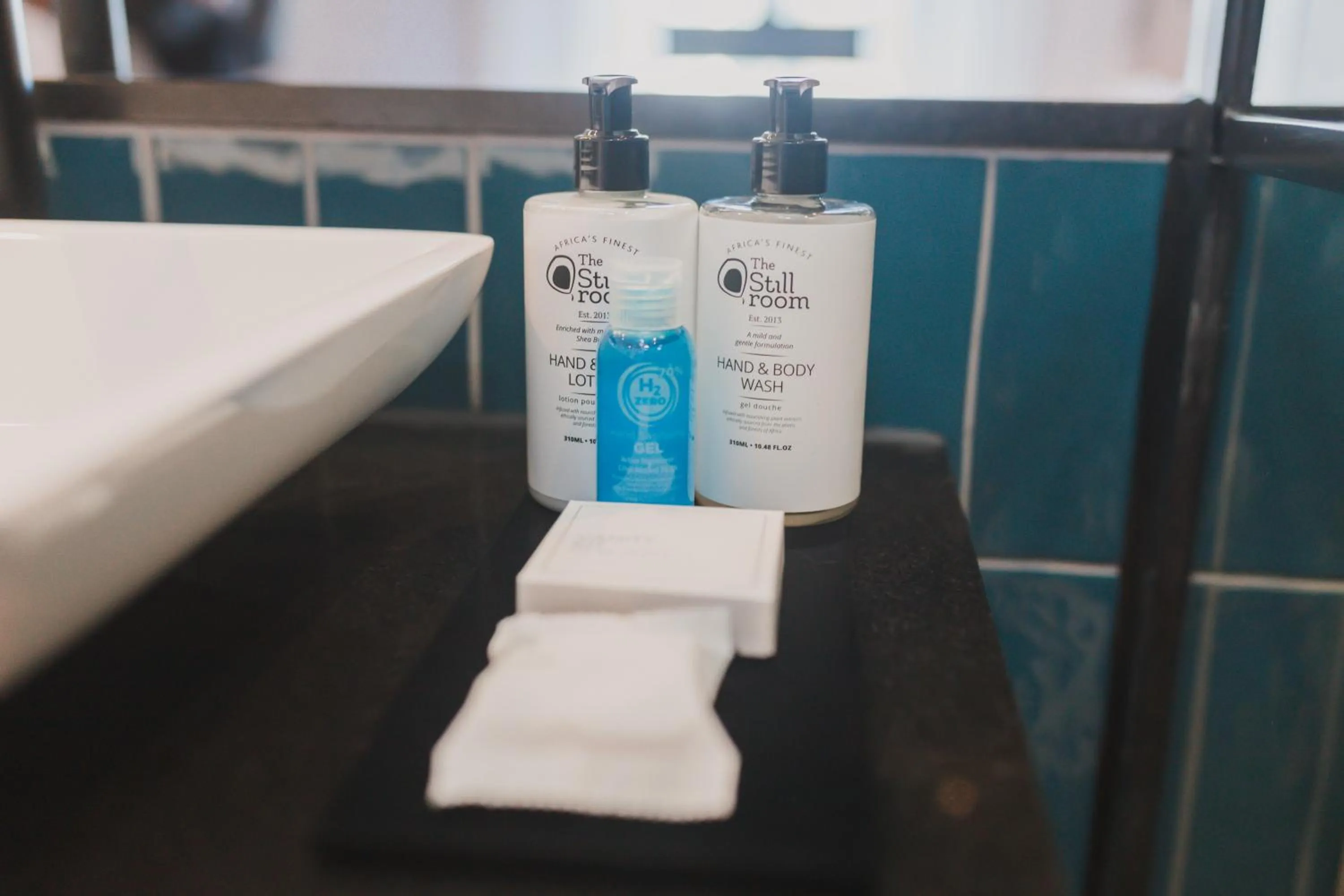 Bathroom in Century City Hotel Bridgewater