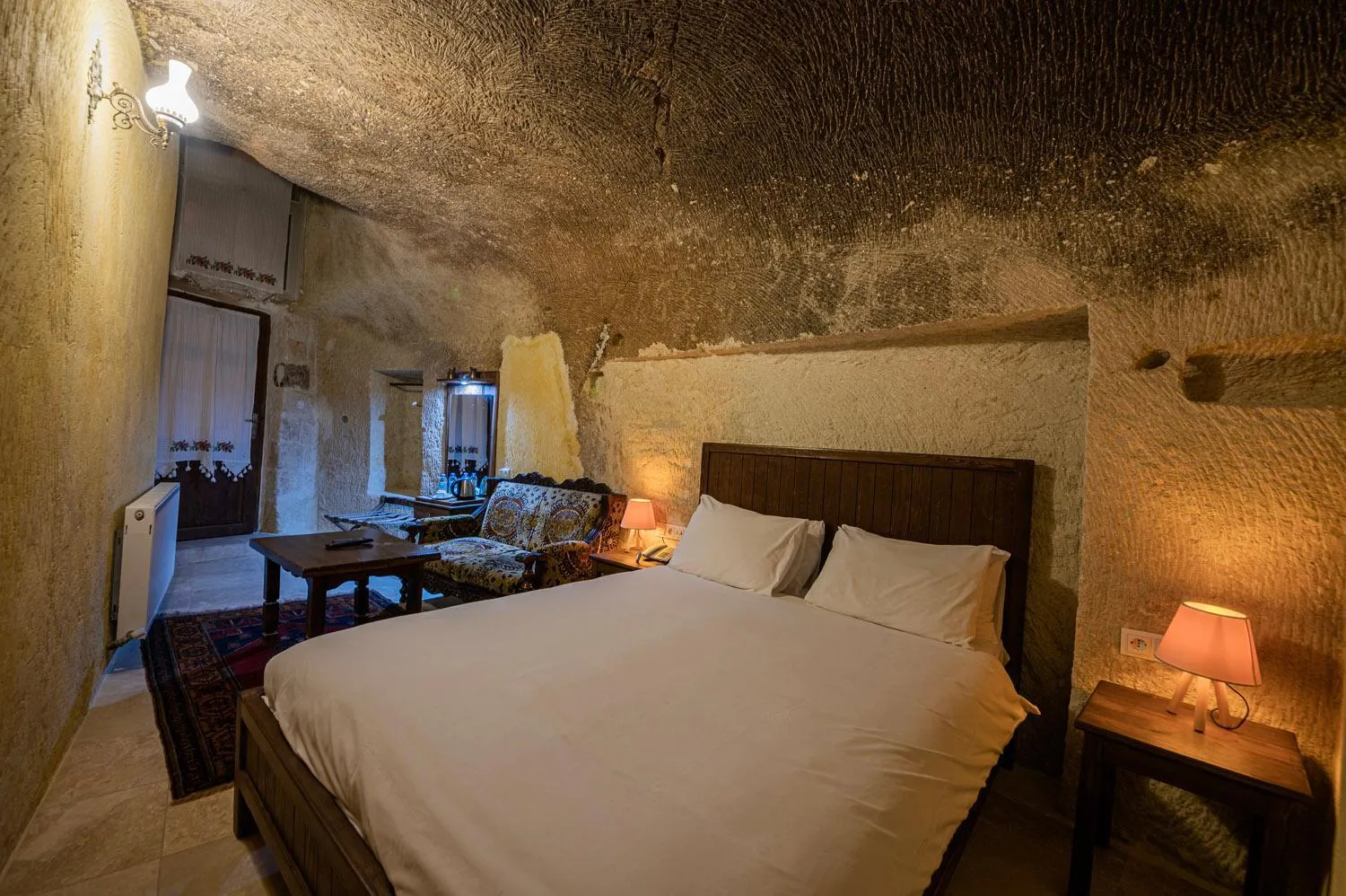 Photo of the whole room, Bed in Konak Bezirhane Cave Otel