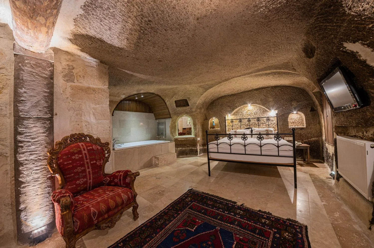 Bed in Konak Bezirhane Cave Otel