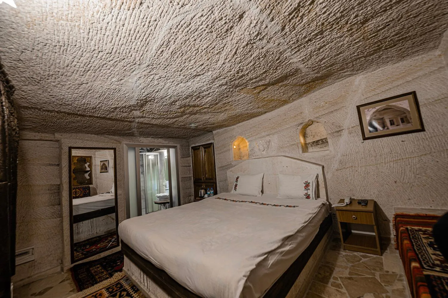 Bed in Konak Bezirhane Cave Otel