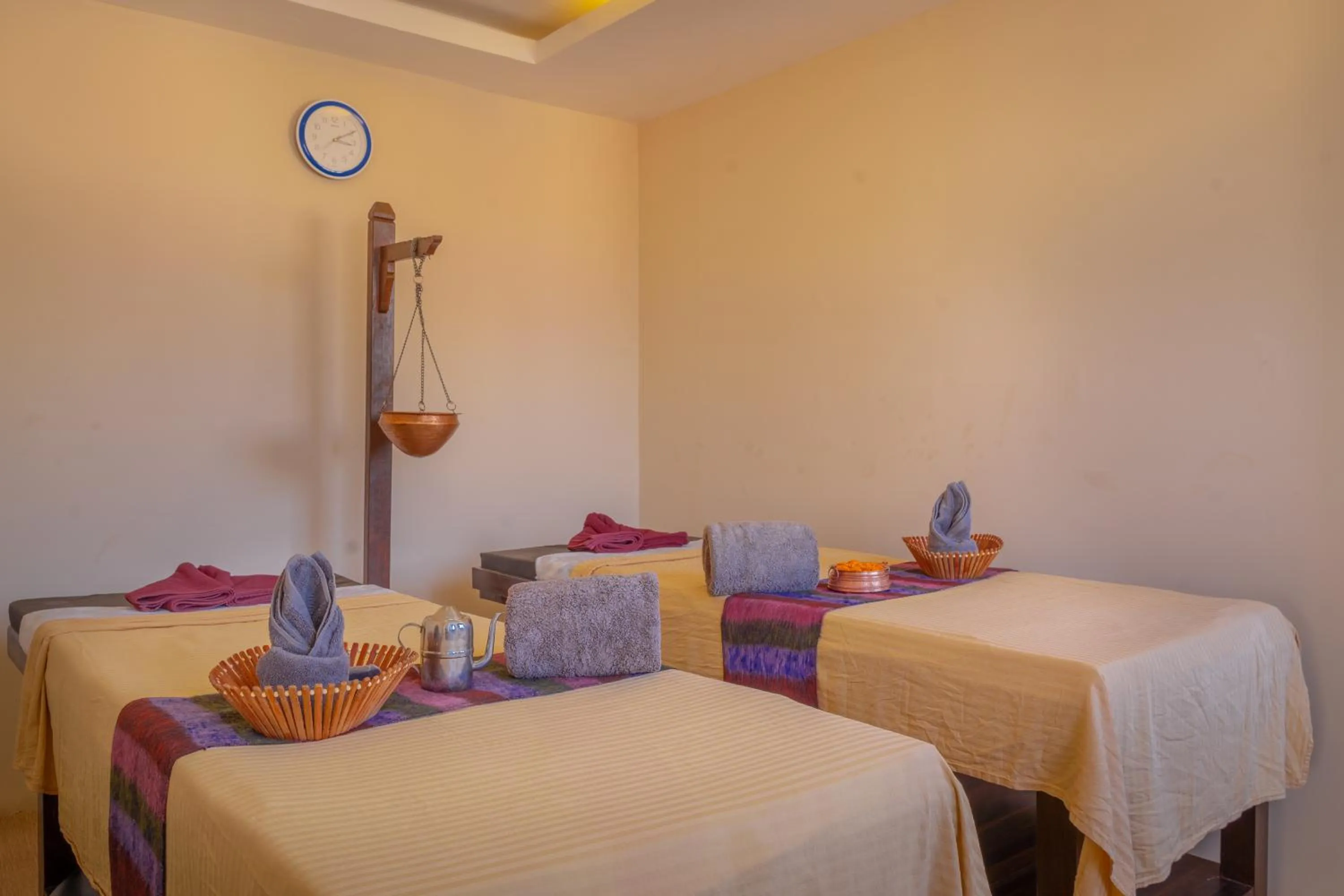 Massage, Bed in Hotel Tradition and Spa