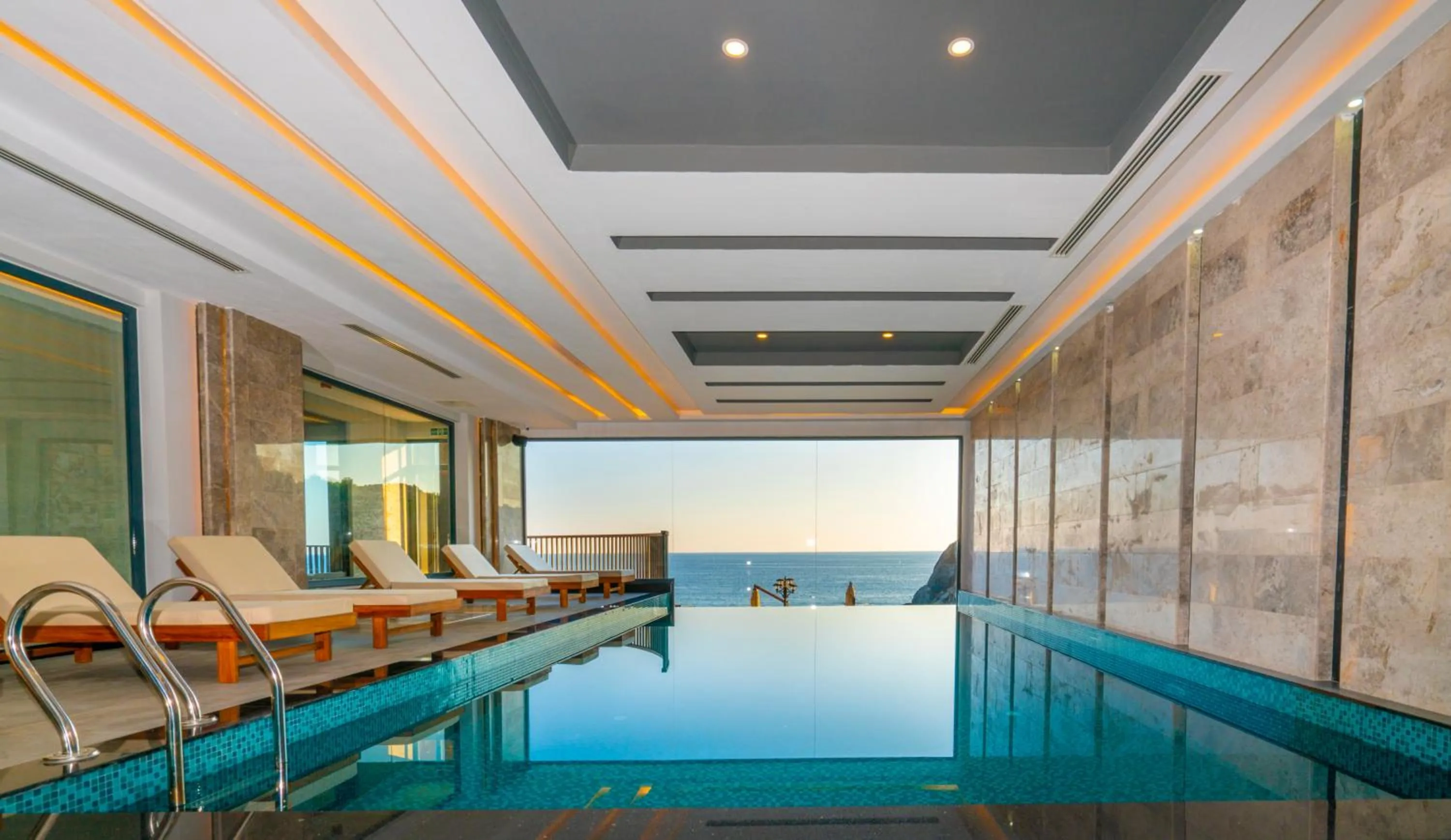 Swimming pool in Porto Amore Club Hotel