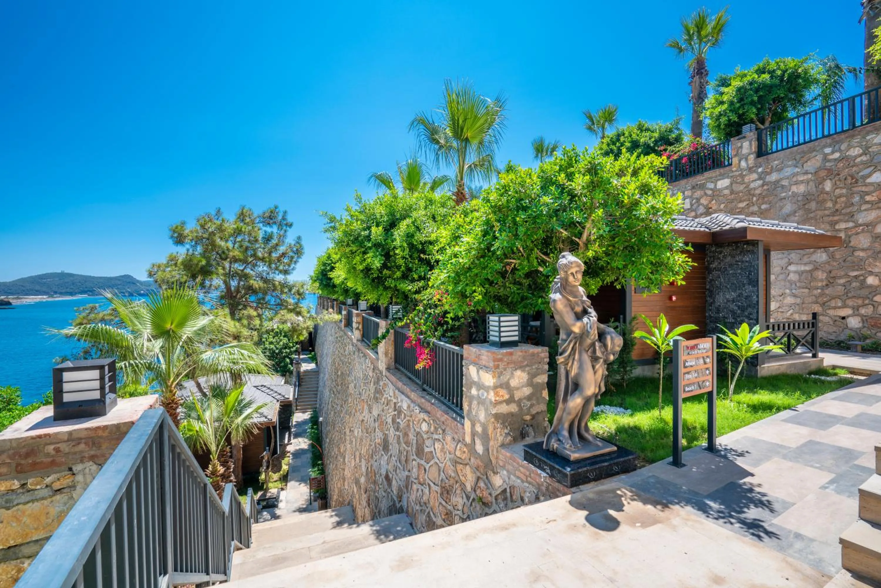 Property building in Porto Amore Club Hotel