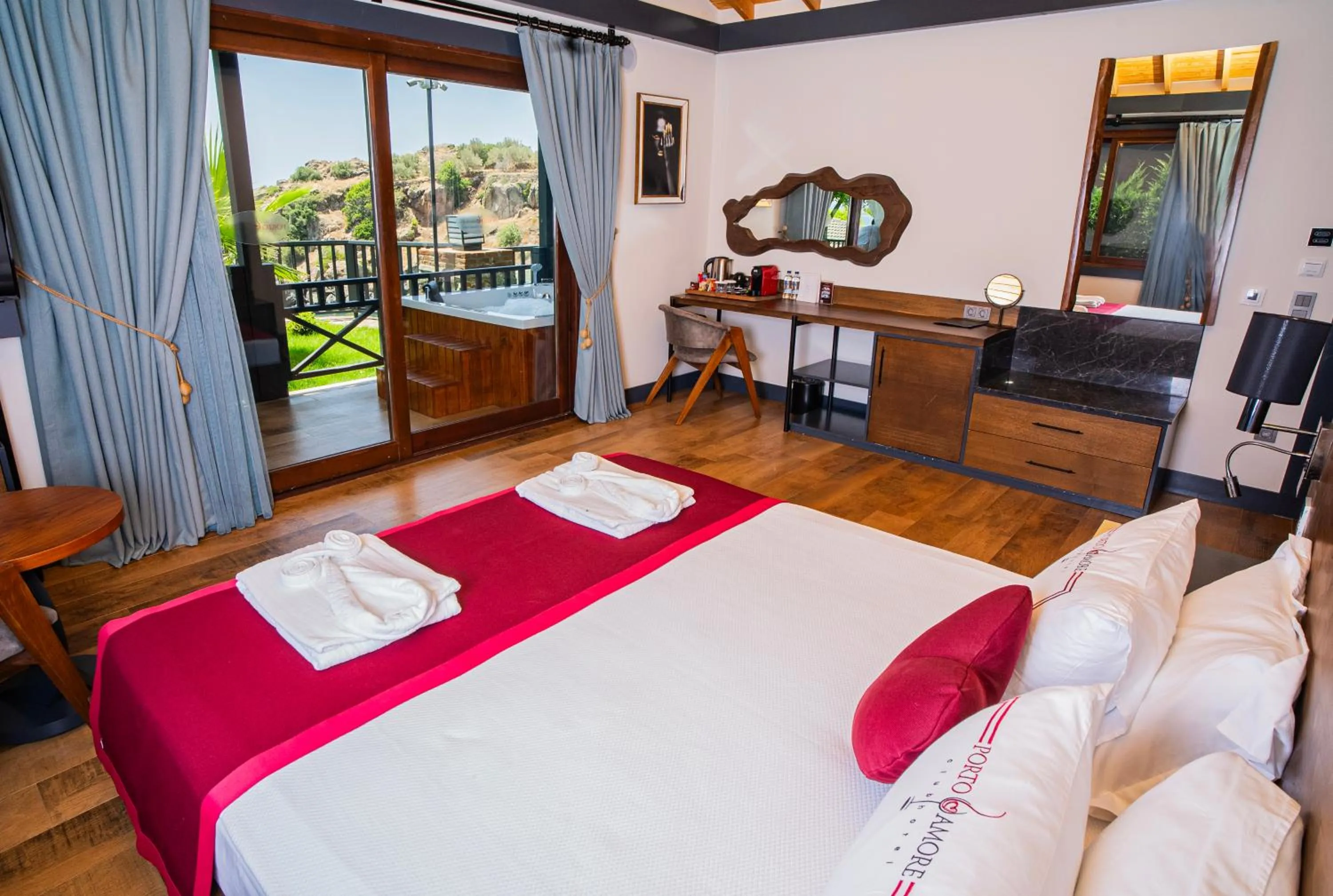 Bed in Porto Amore Club Hotel