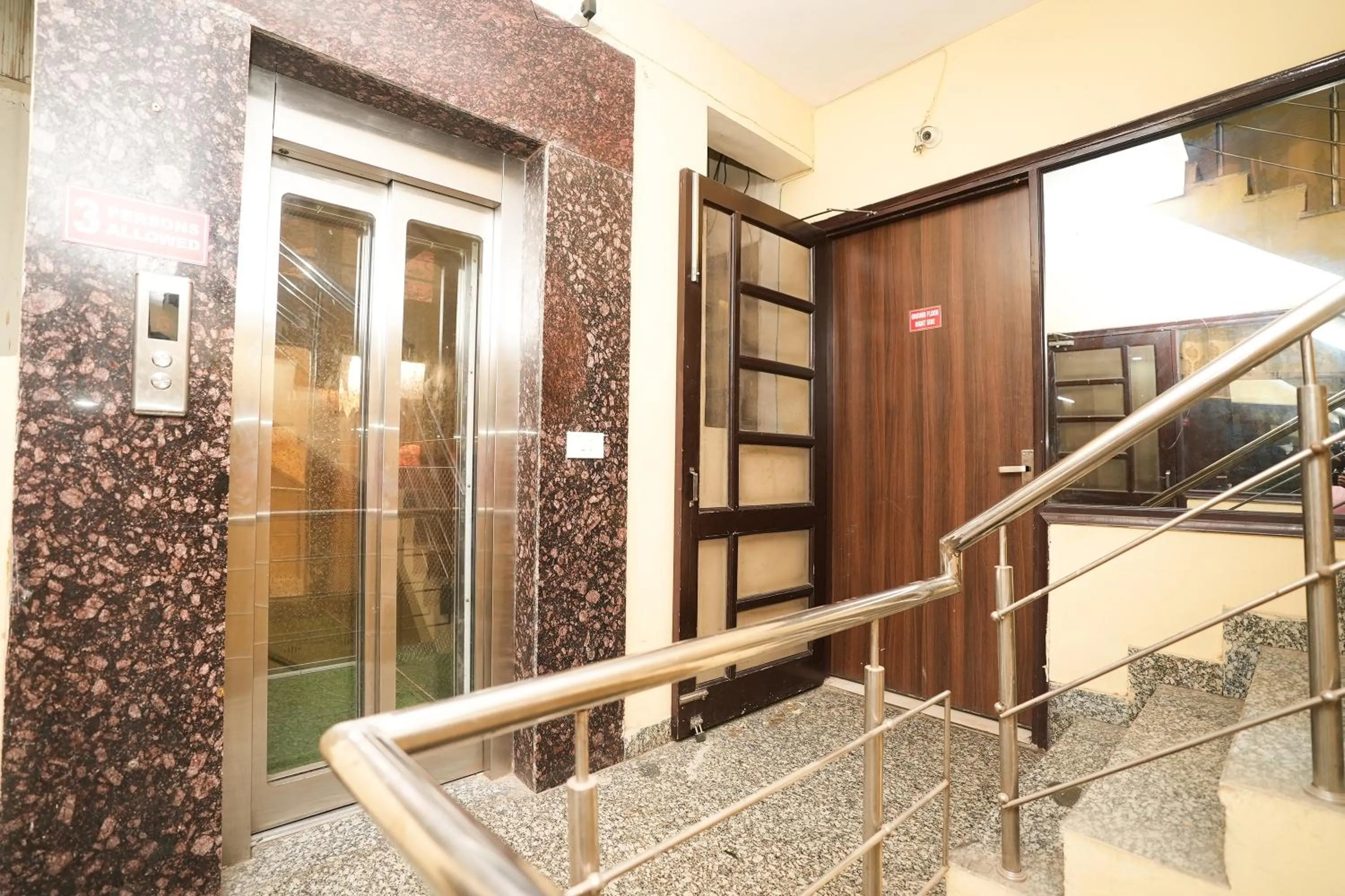 elevator in Prince Villa