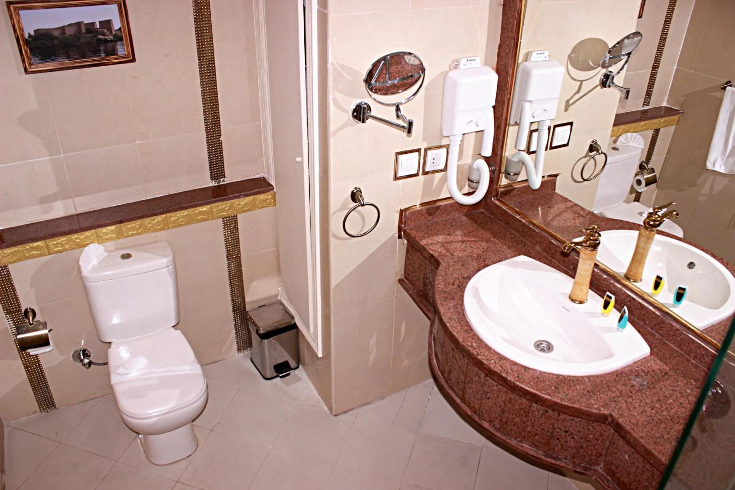 Bathroom in Regency Pyramids Hotel