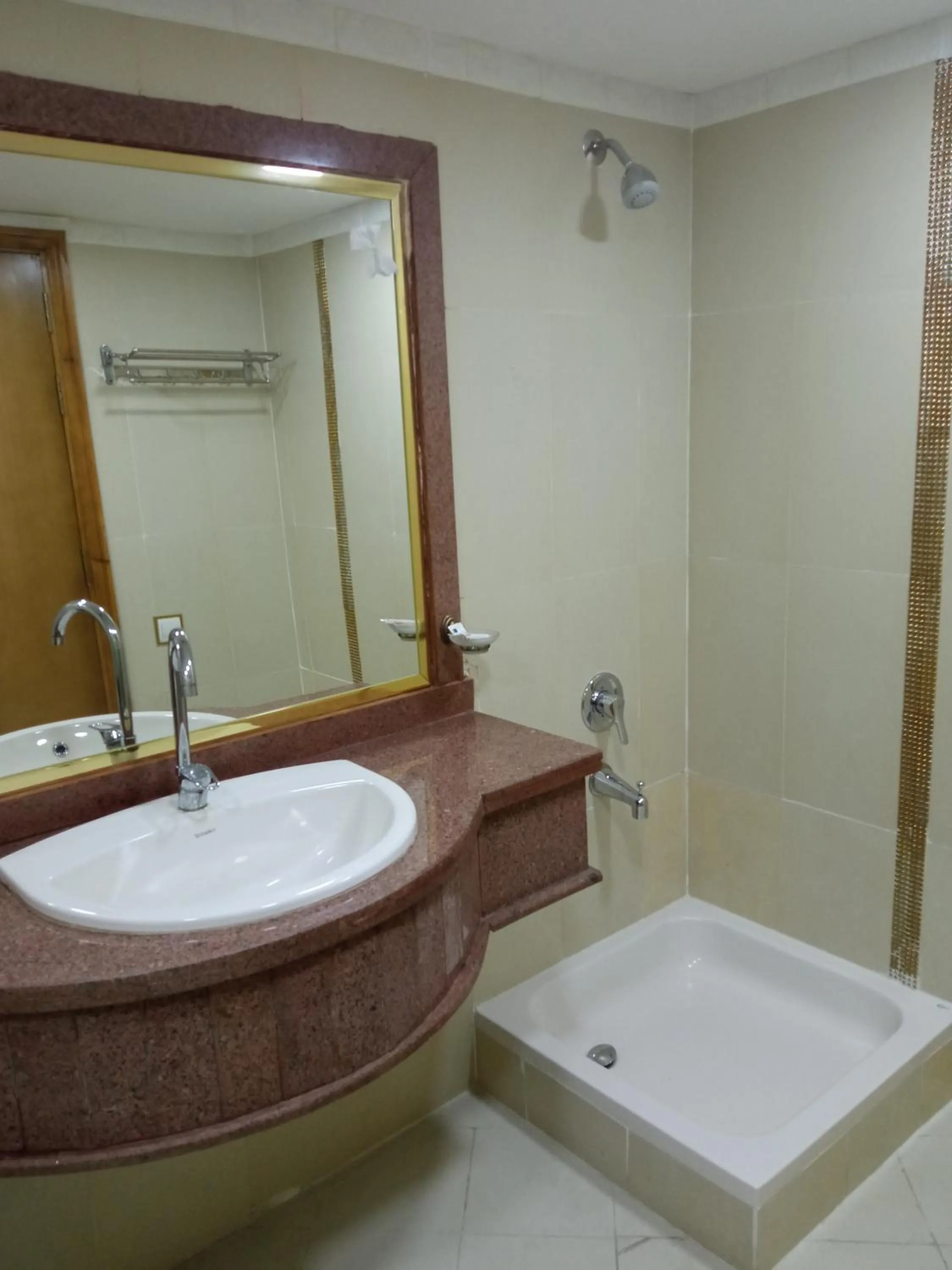 Bathroom in Regency Pyramids Hotel
