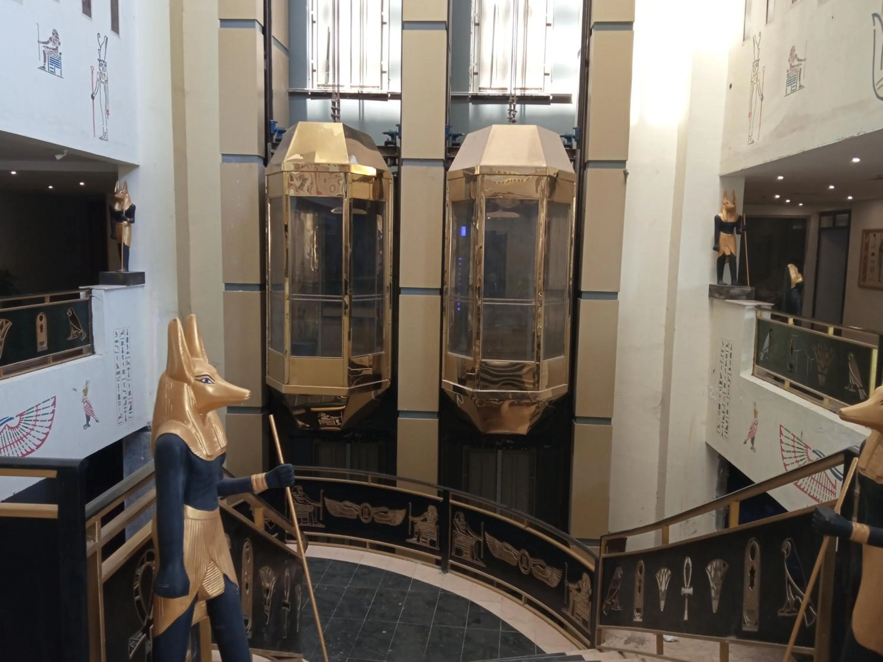 elevator in Regency Pyramids Hotel