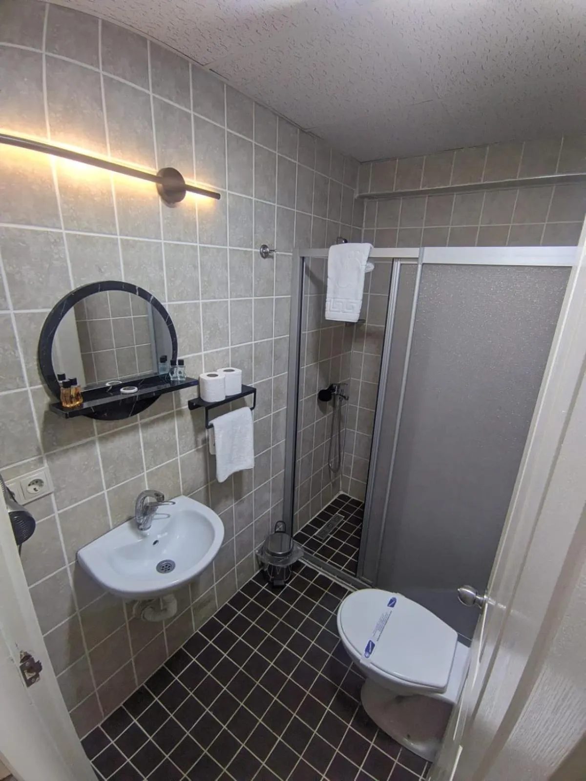 Shower in Rumeli Konak Butik Otel