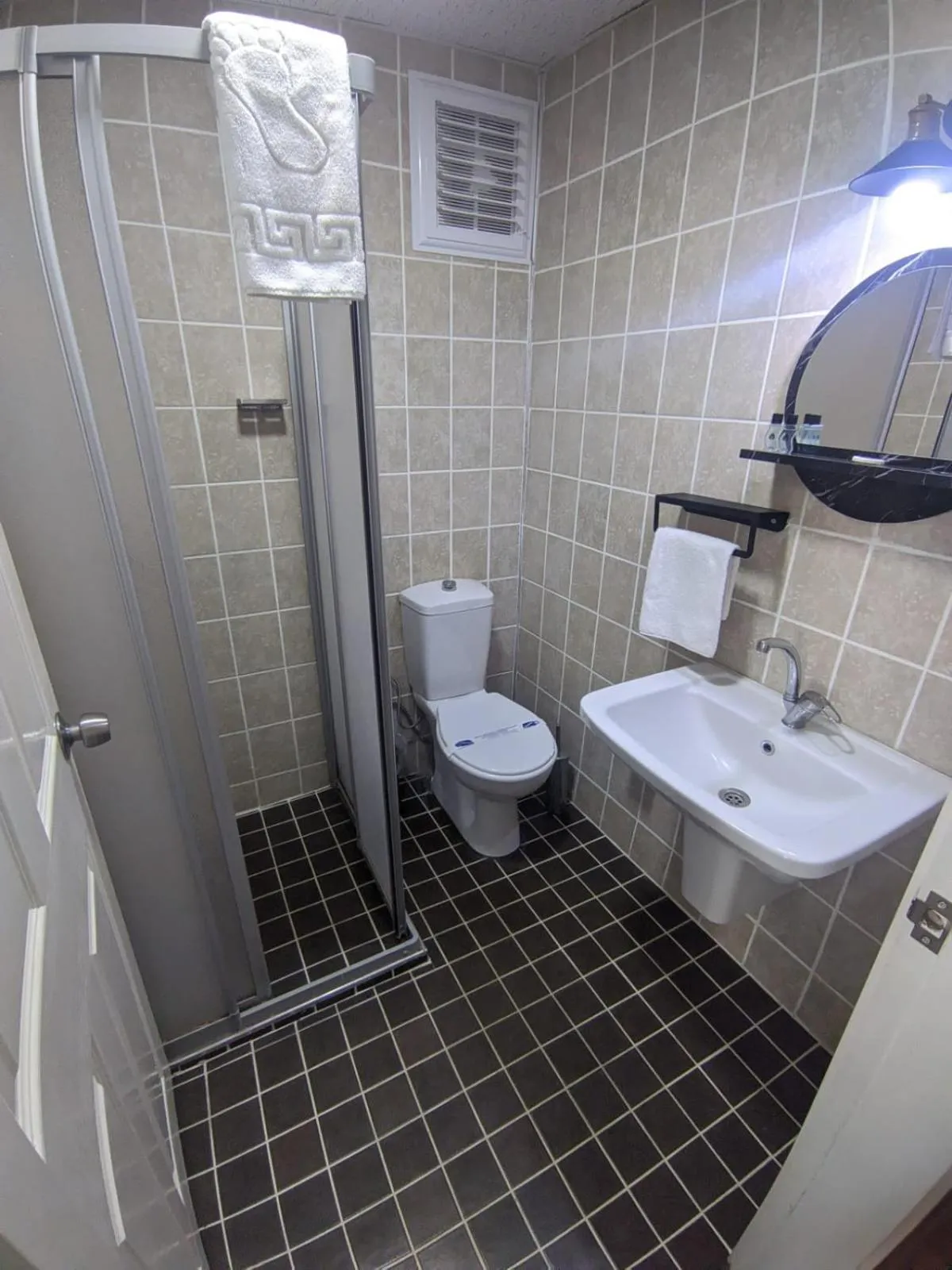 Shower in Rumeli Konak Butik Otel