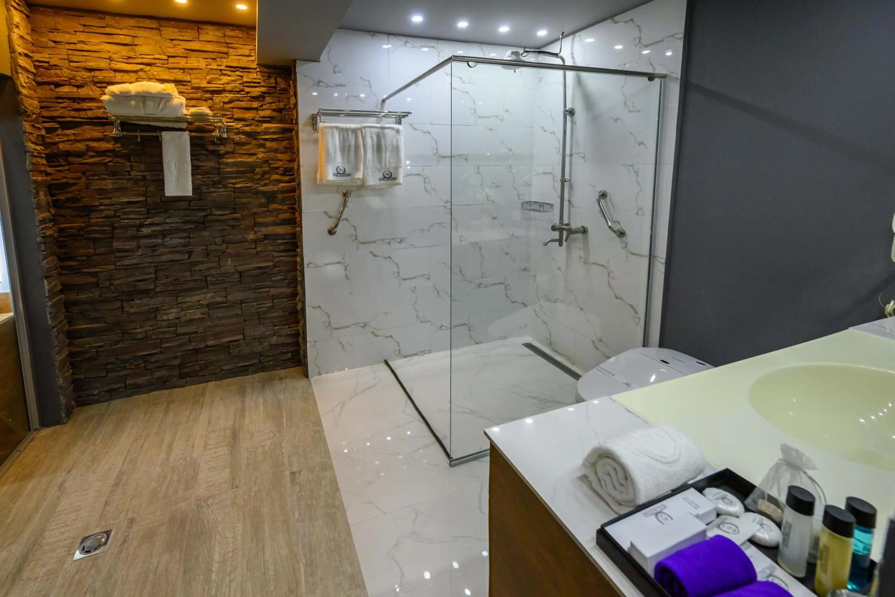 Bathroom in KH Hotel Boutique