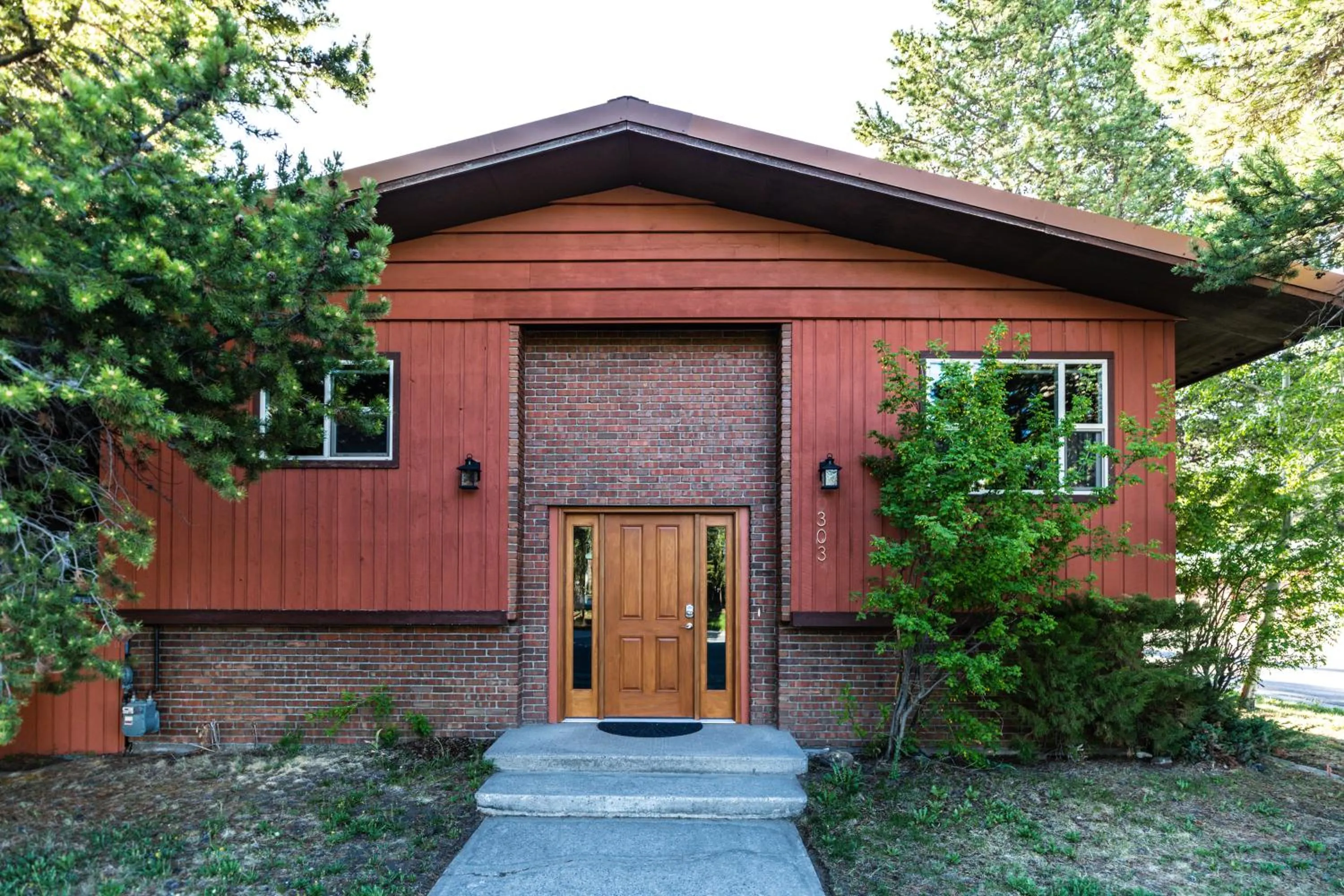Facade/entrance in Geyser Getaway